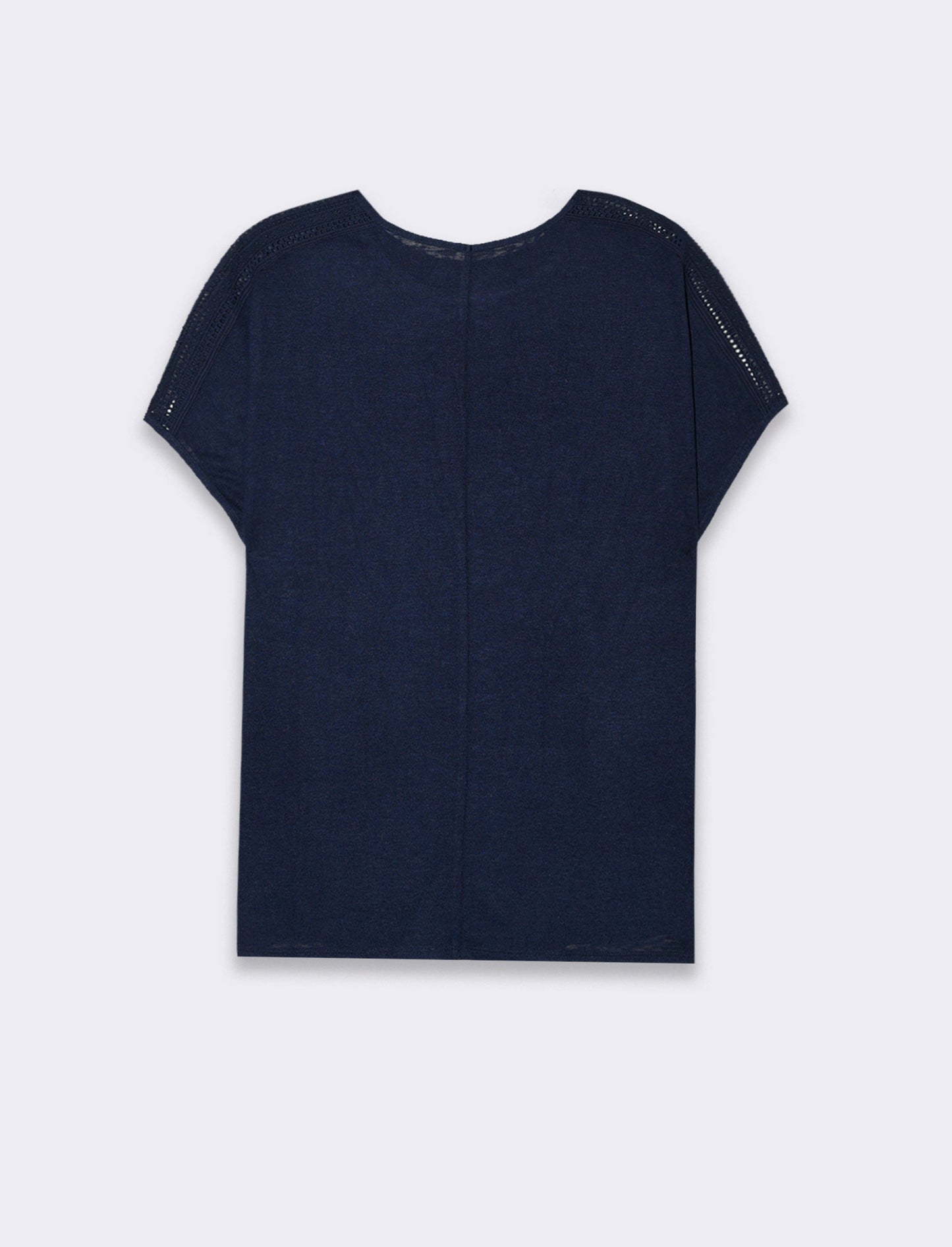 Woman's lace trim t-shirt for stylish comfort - Blue