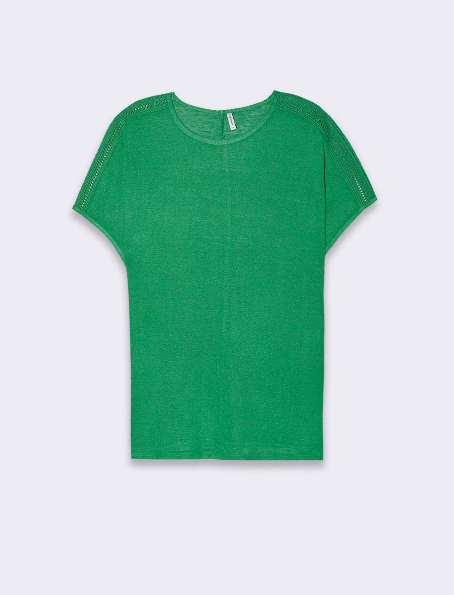 Woman's lace trim t-shirt for stylish comfort - Green