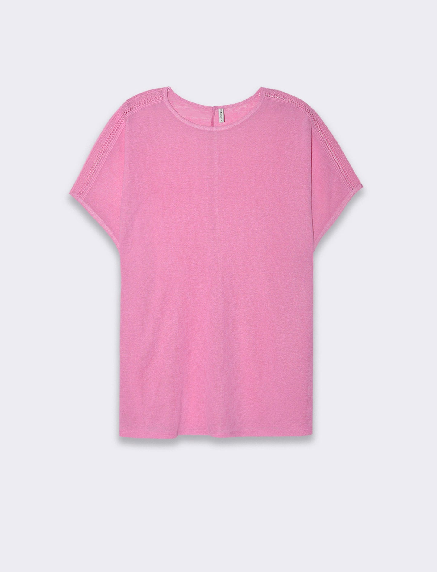 Woman's lace trim t-shirt for stylish comfort - Pink