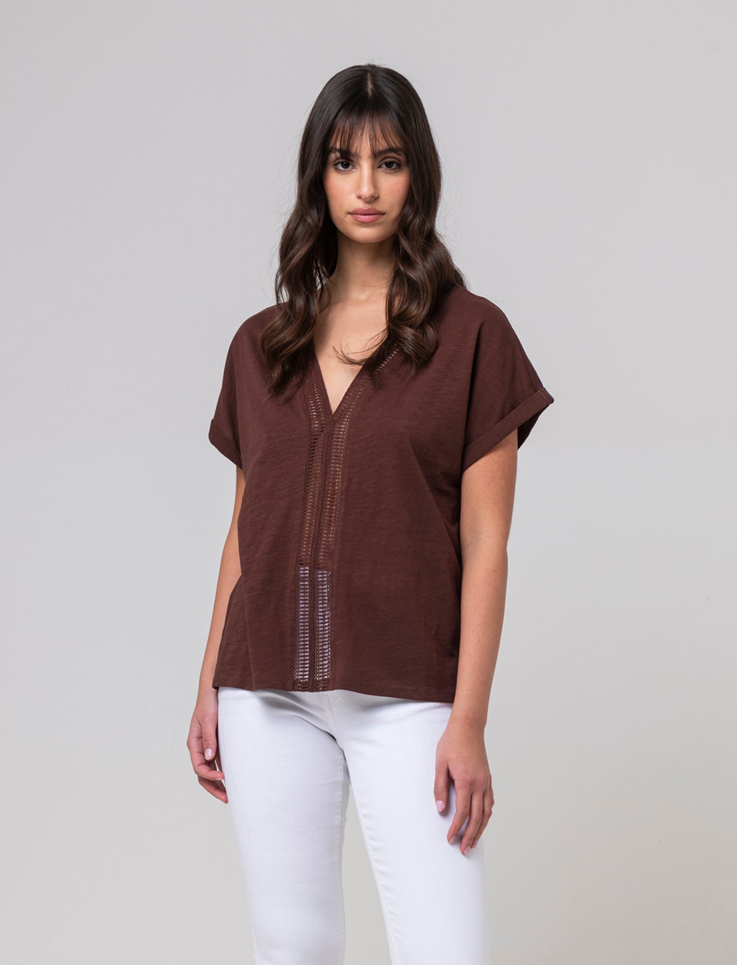 Woman's embroidered trim t-shirt - Brown