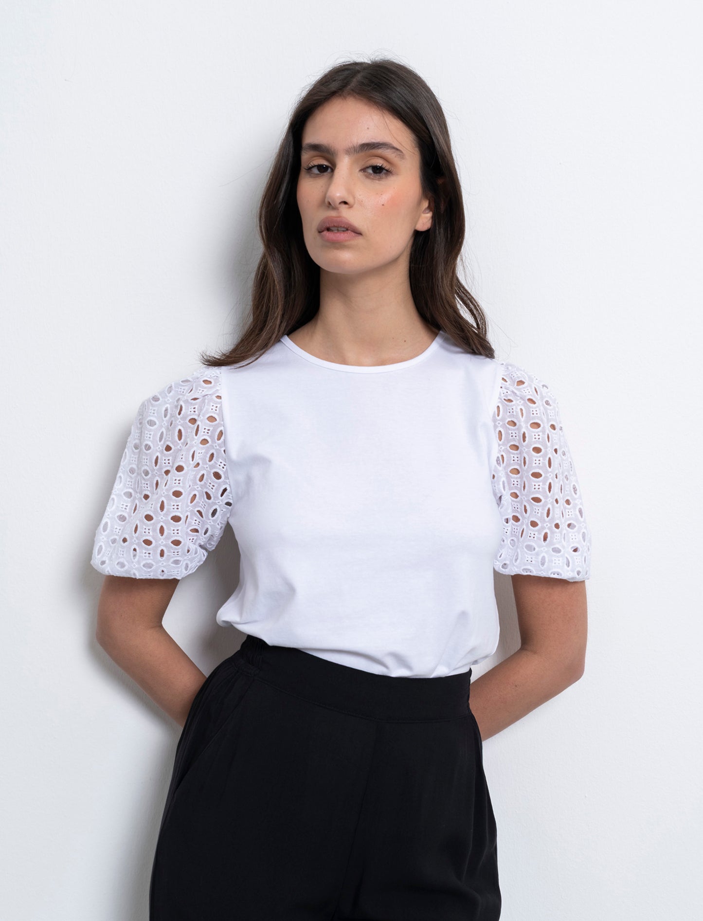 Woman's lace sleeve t-shirt for stylish looks - White