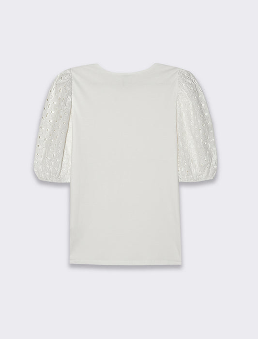 Woman's lace sleeve t-shirt for stylish looks - White