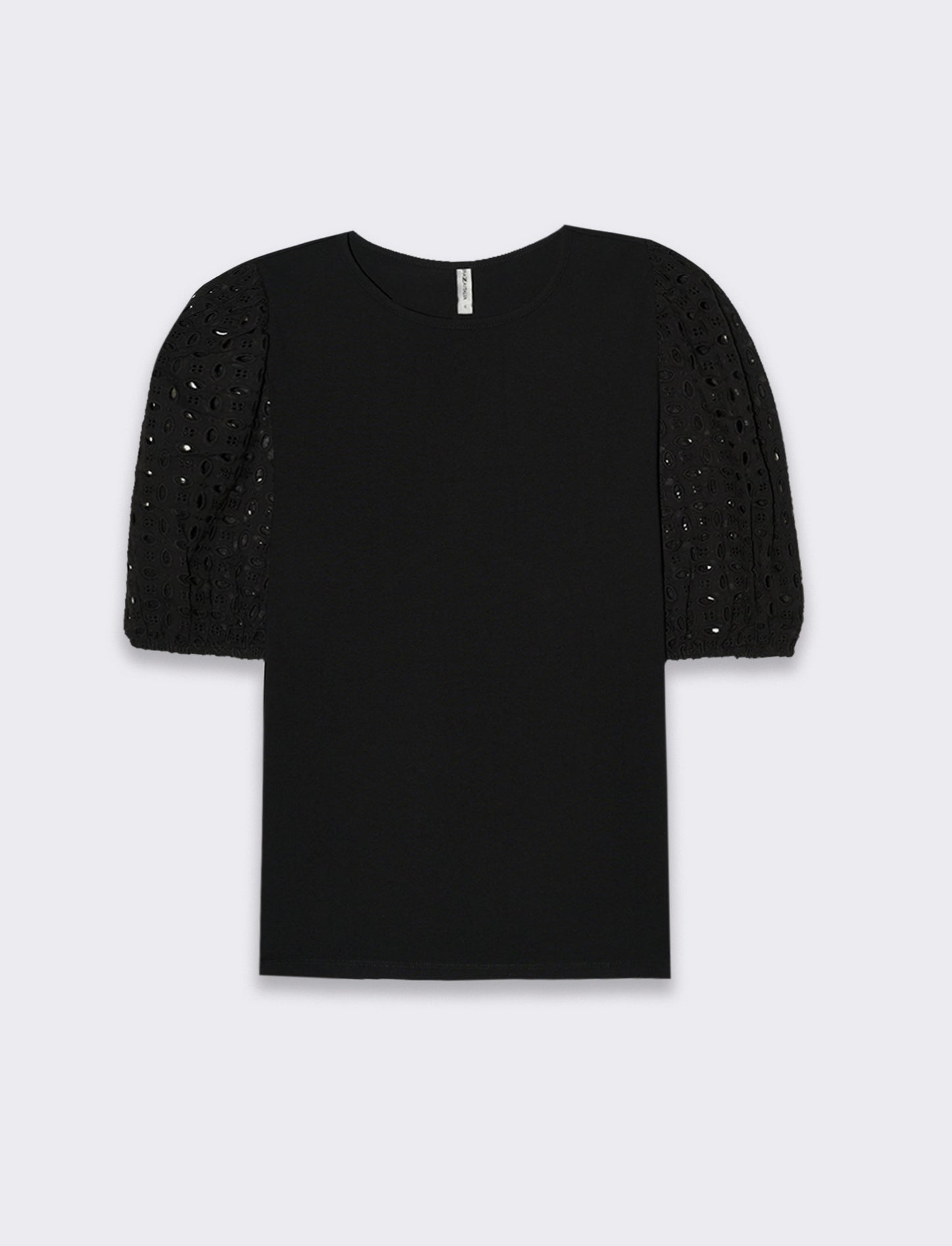 Woman's lace sleeve t-shirt for stylish looks - Black