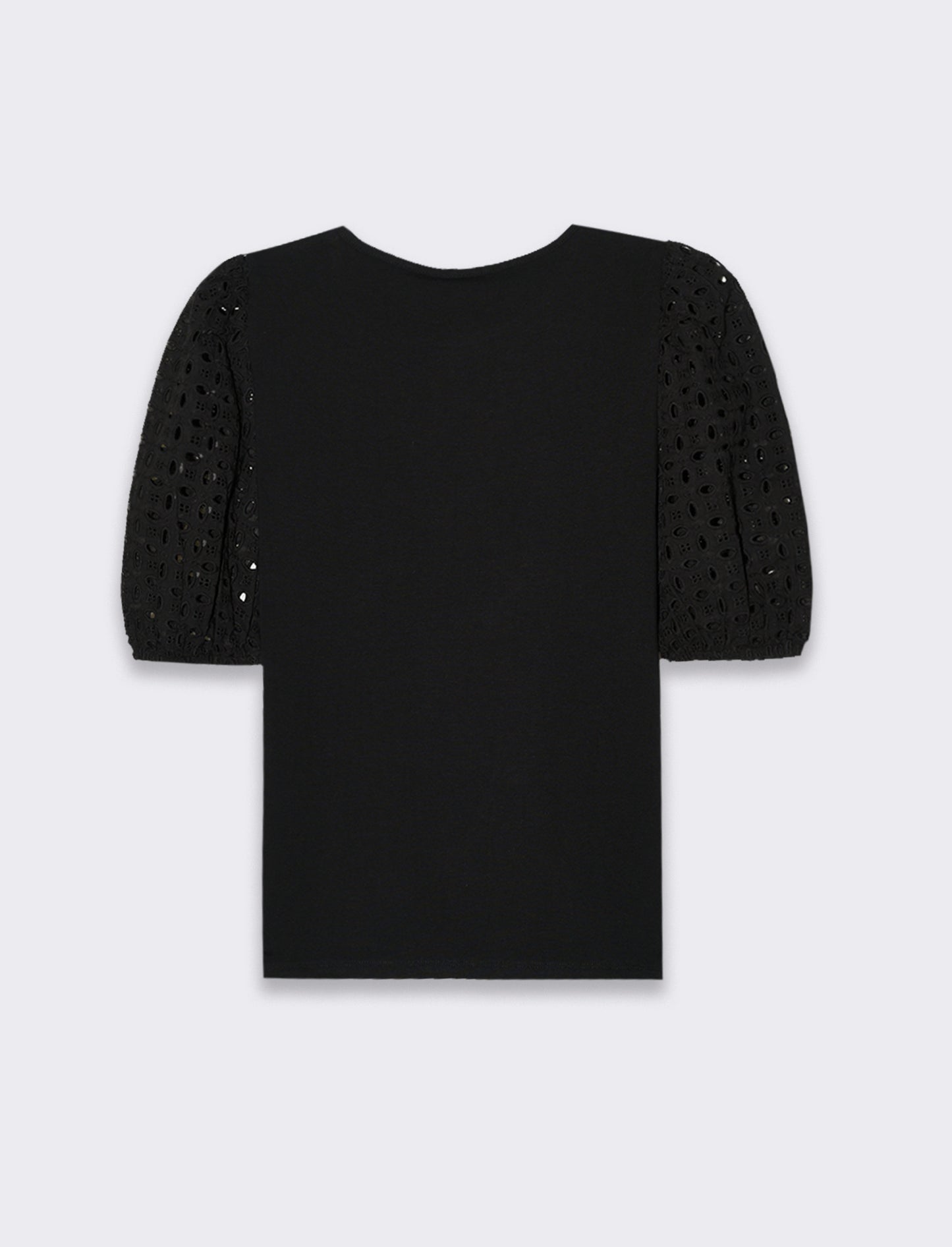 Woman's lace sleeve t-shirt for stylish looks - Black