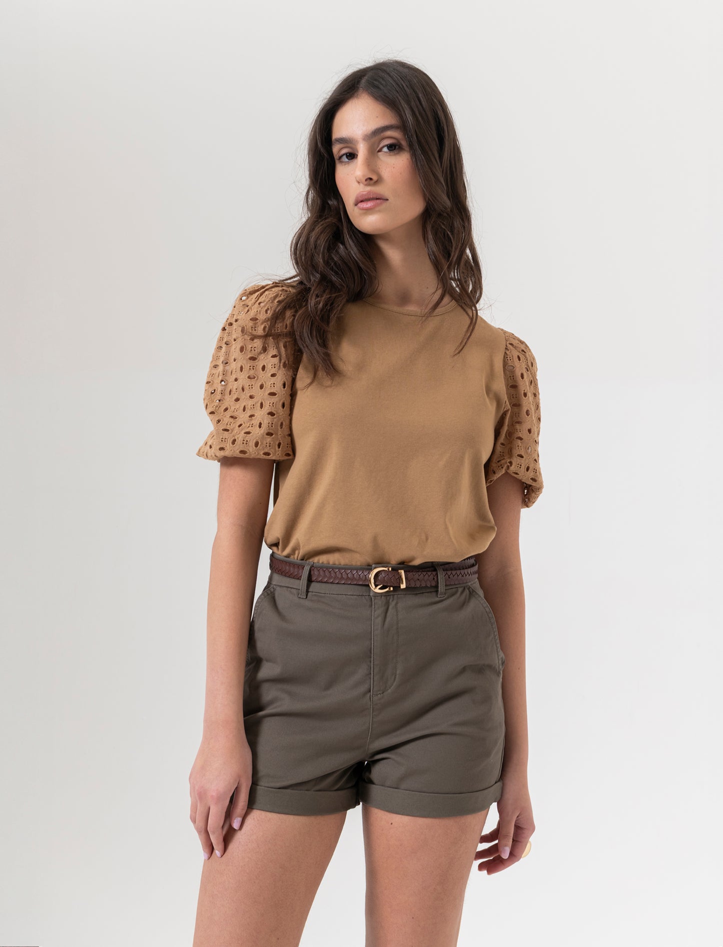Woman's lace sleeve t-shirt for stylish looks - Beige