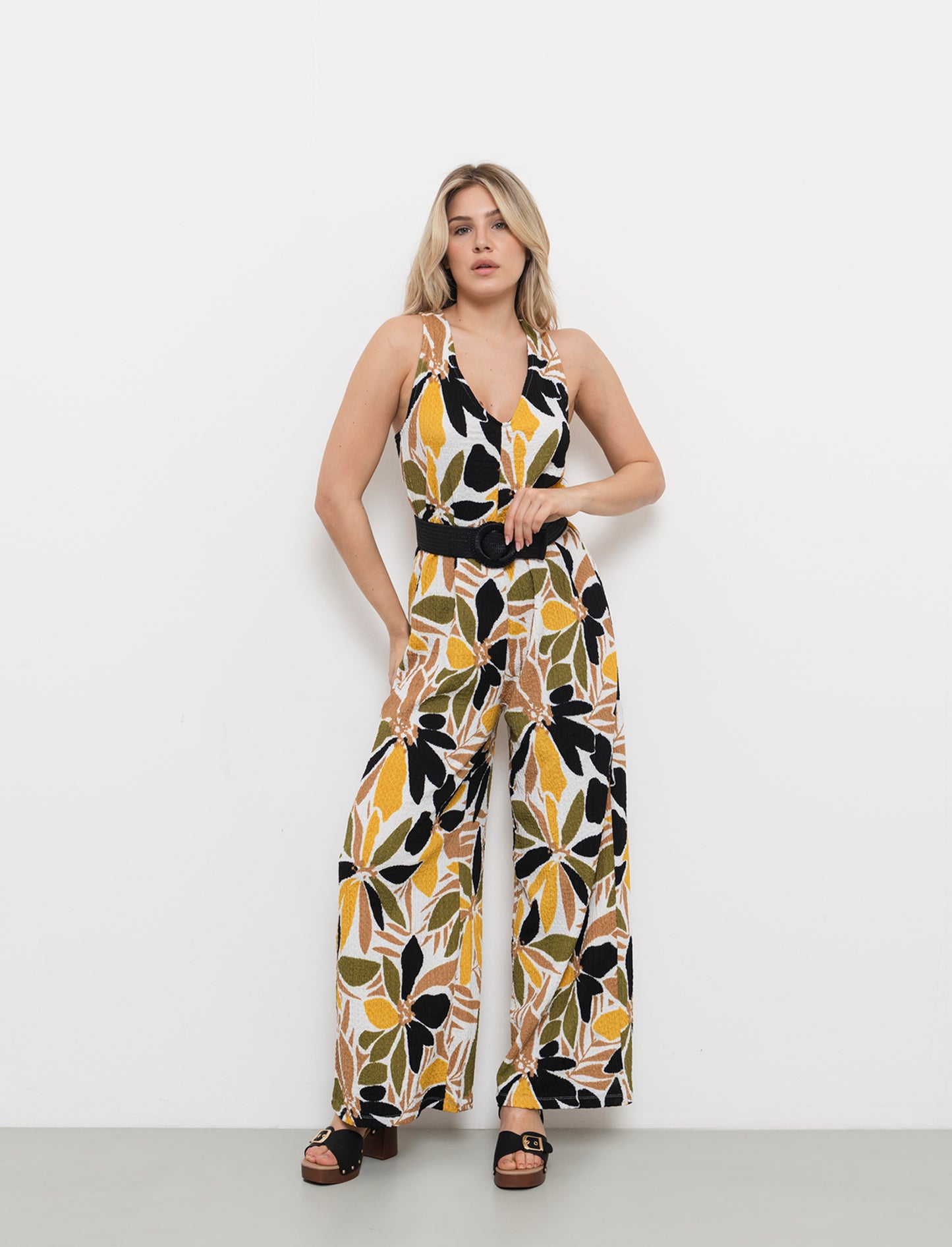 Jumpsuit con nodo al retro da donna - var 2