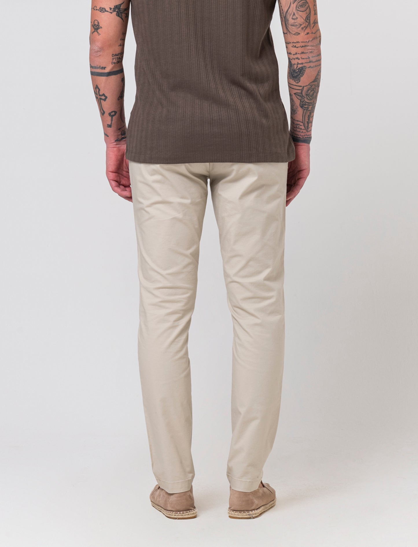 Pantaloni chino slim fit tessuto operato da uomo - Sabbia