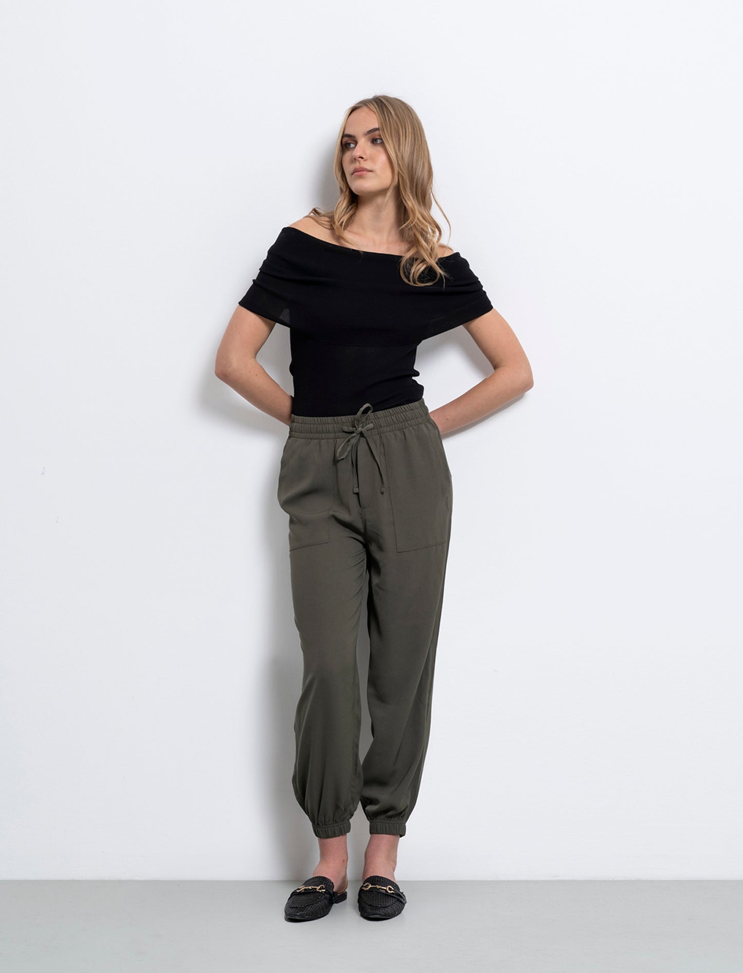Pantalone con coulisse da donna - Ve.milit.