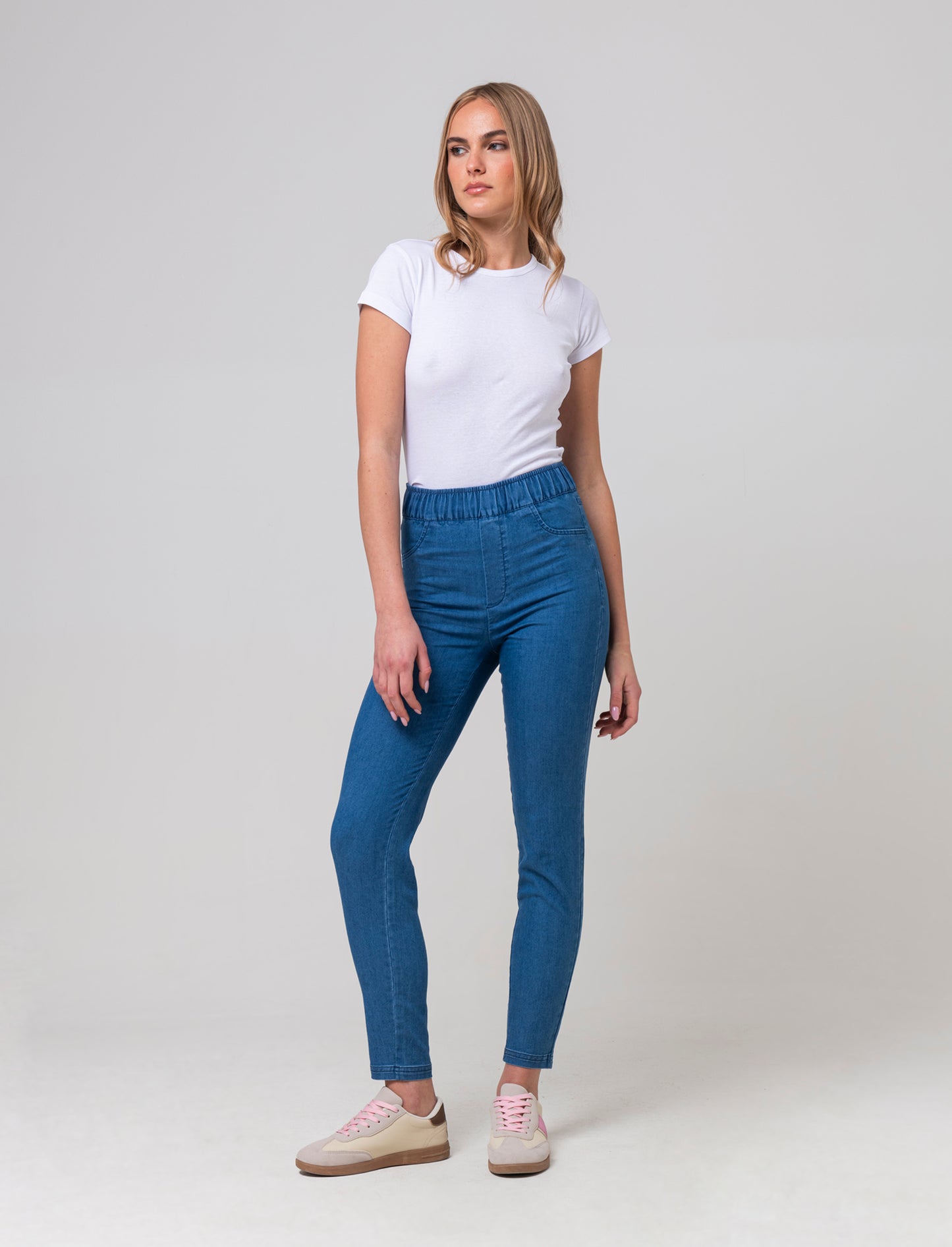 Woman's elastic waistband pants - Blue