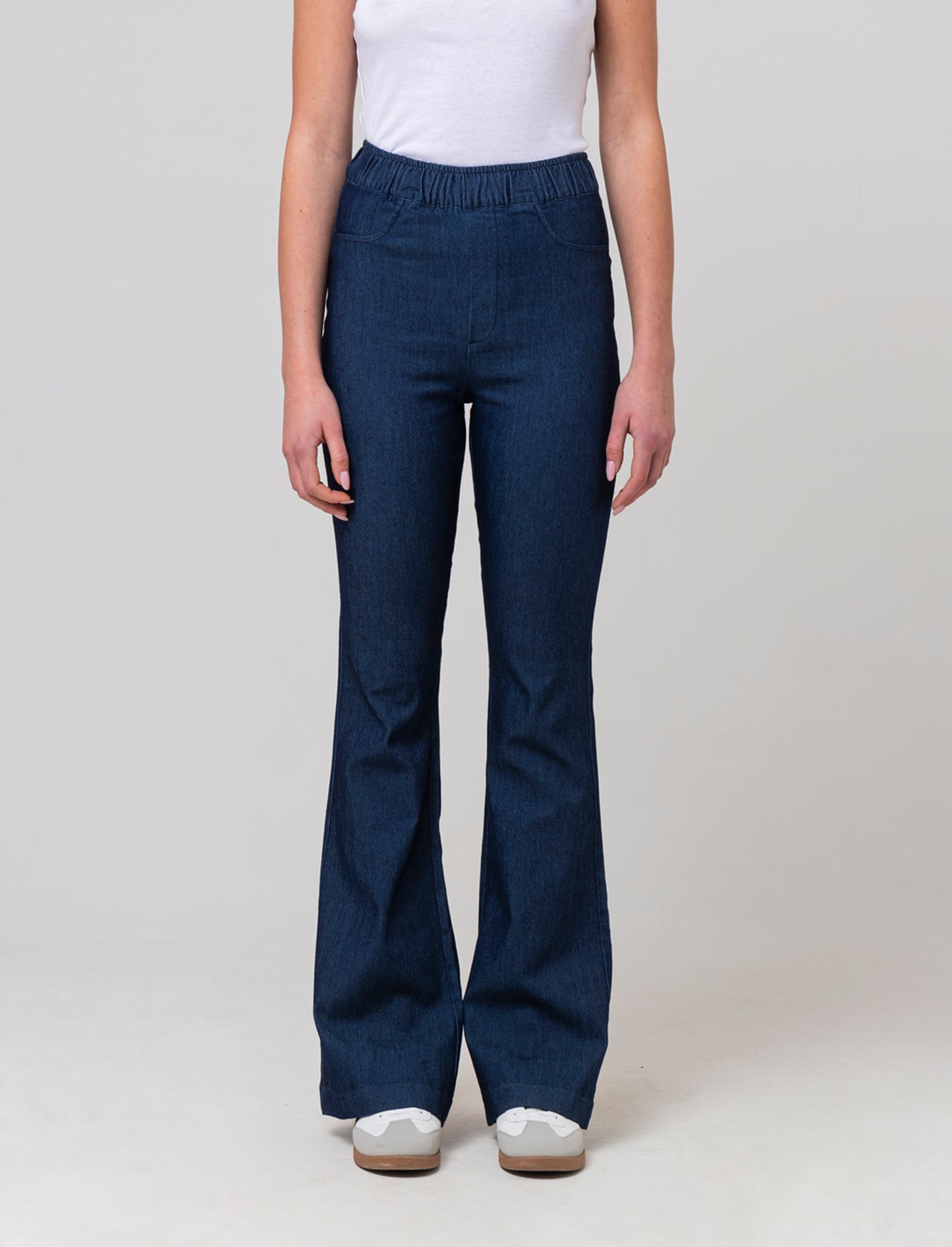 Woman's flared pants for stylish comfort - Blue