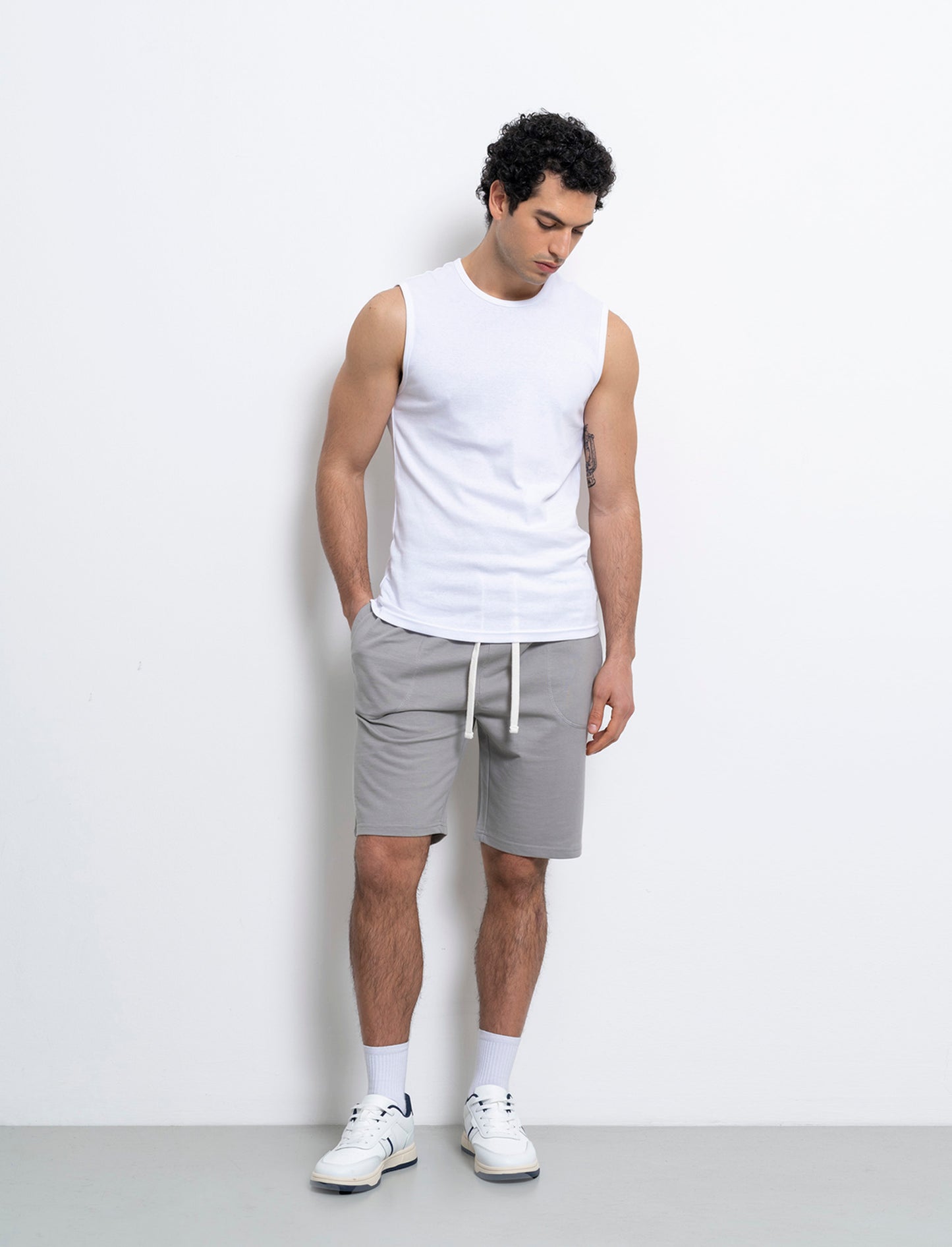 Bermuda in felpa con vita jogger da uomo - Grigio