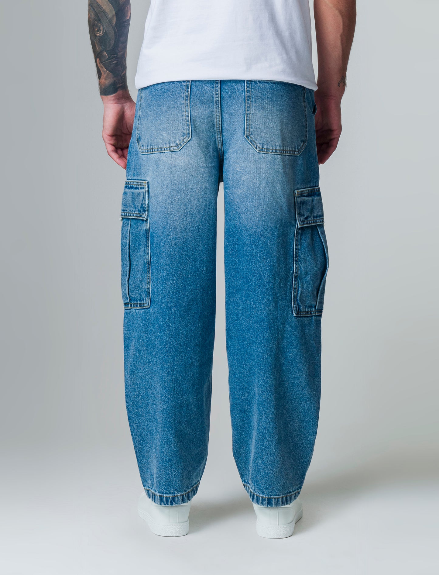 Man's baggy skater cargo jeans for ultimate comfort - Blue