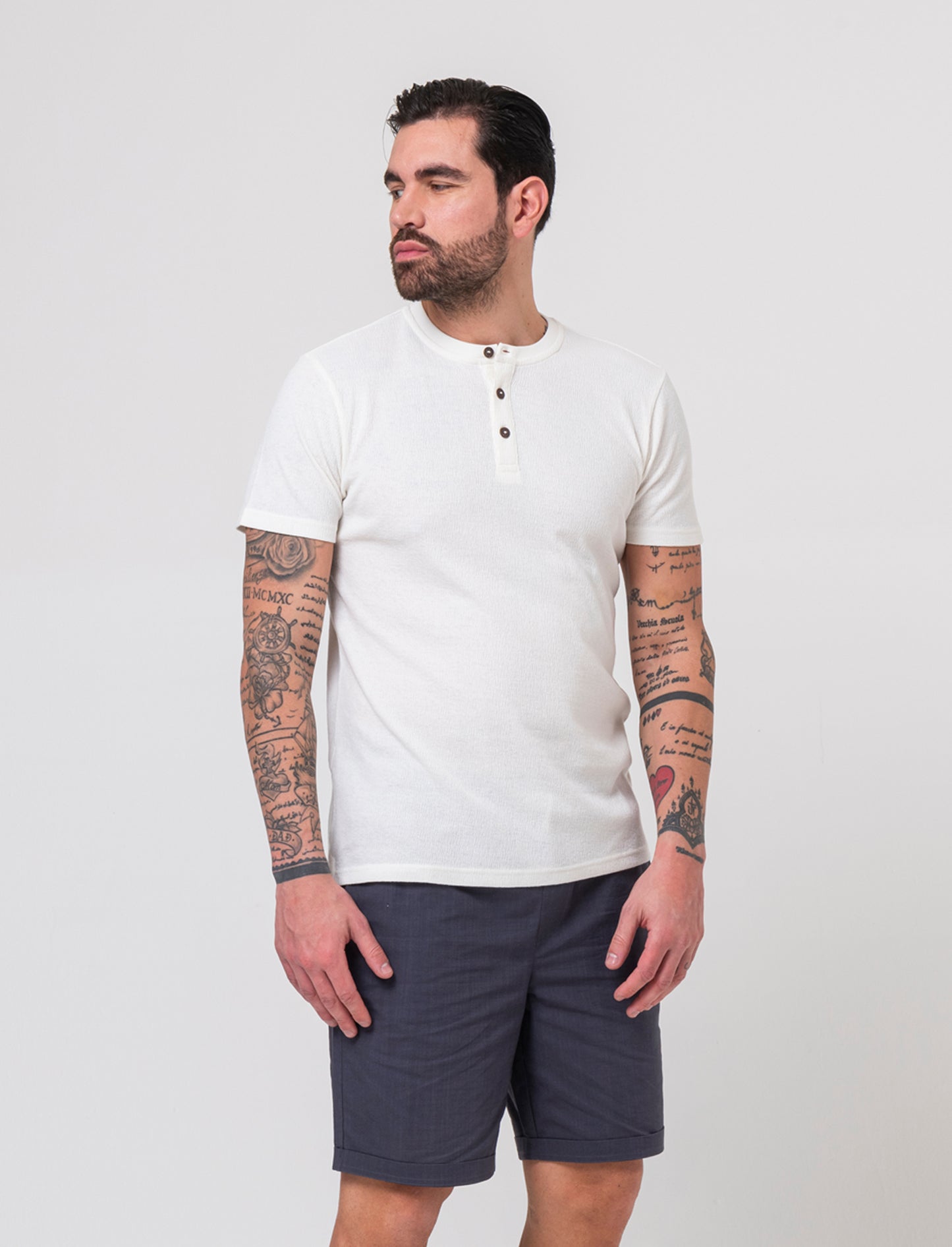 T-shirt serafino struttura jacquard da uomo - Bianco sporco