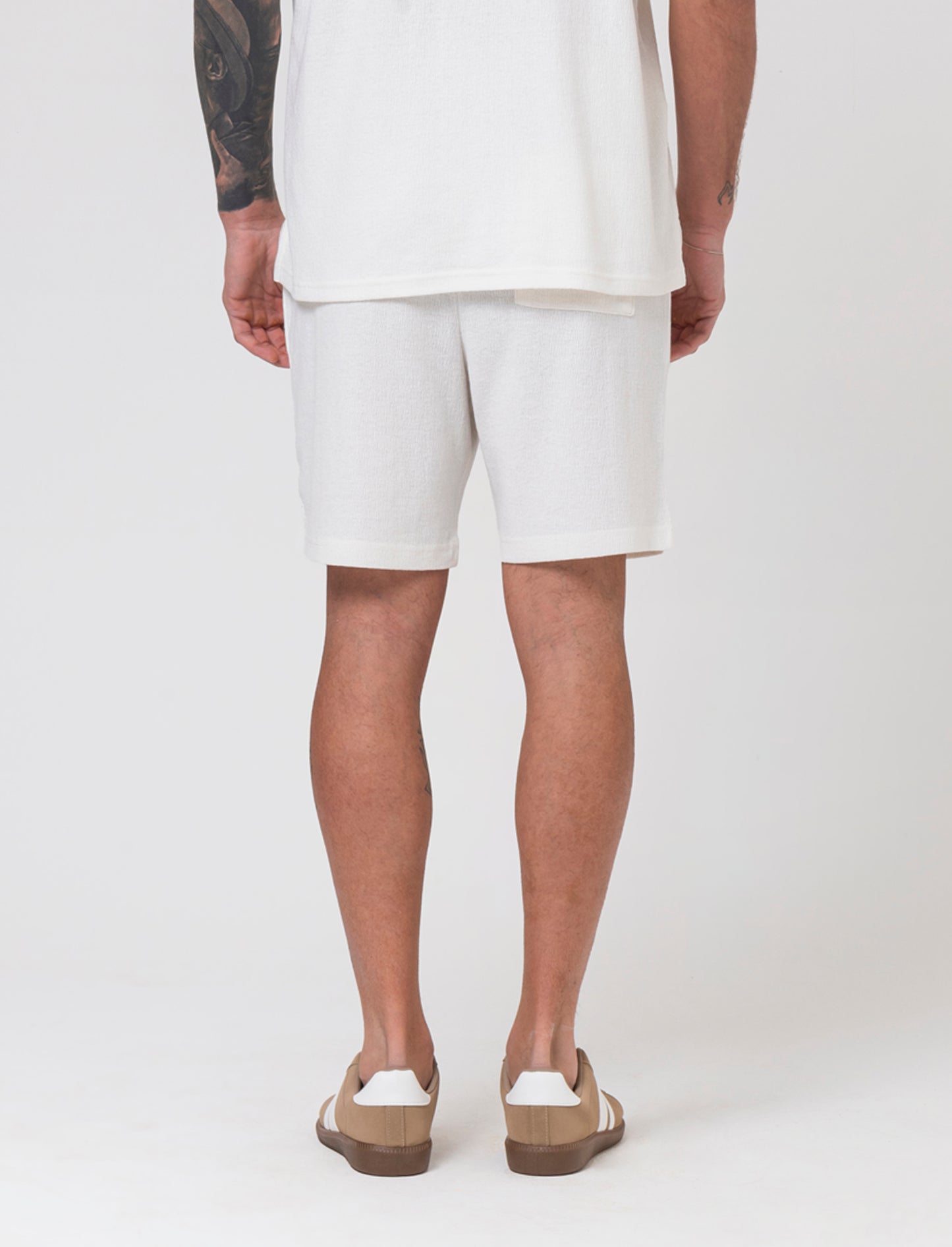 Man's jacquard structure jogger bermuda shorts - White
