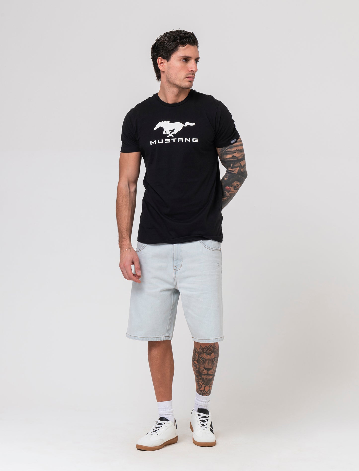 T-shirt stampa Ford GT/MUSTANG da uomo - Nero