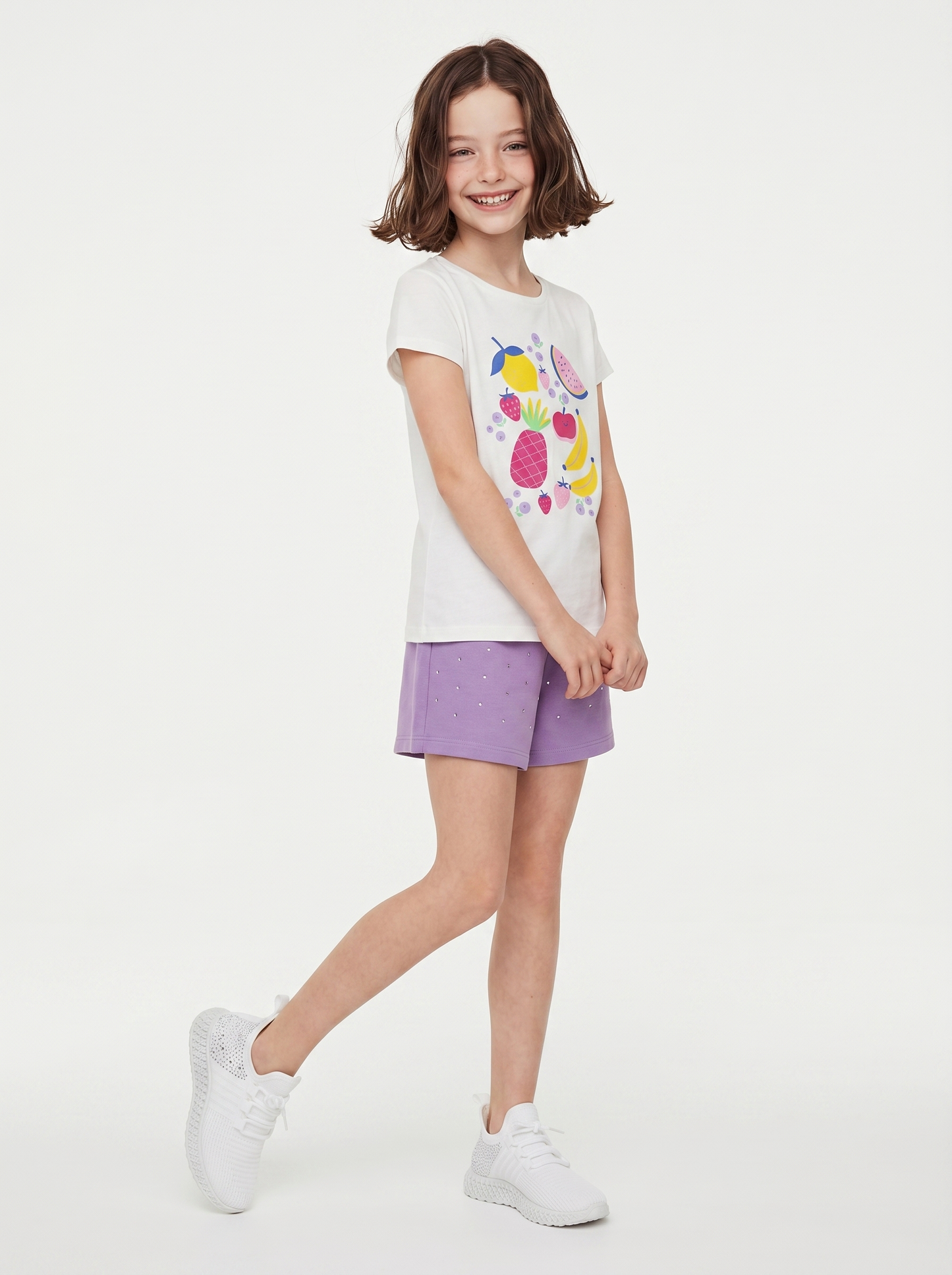 Summer T-shirt for girls with shiny print - White