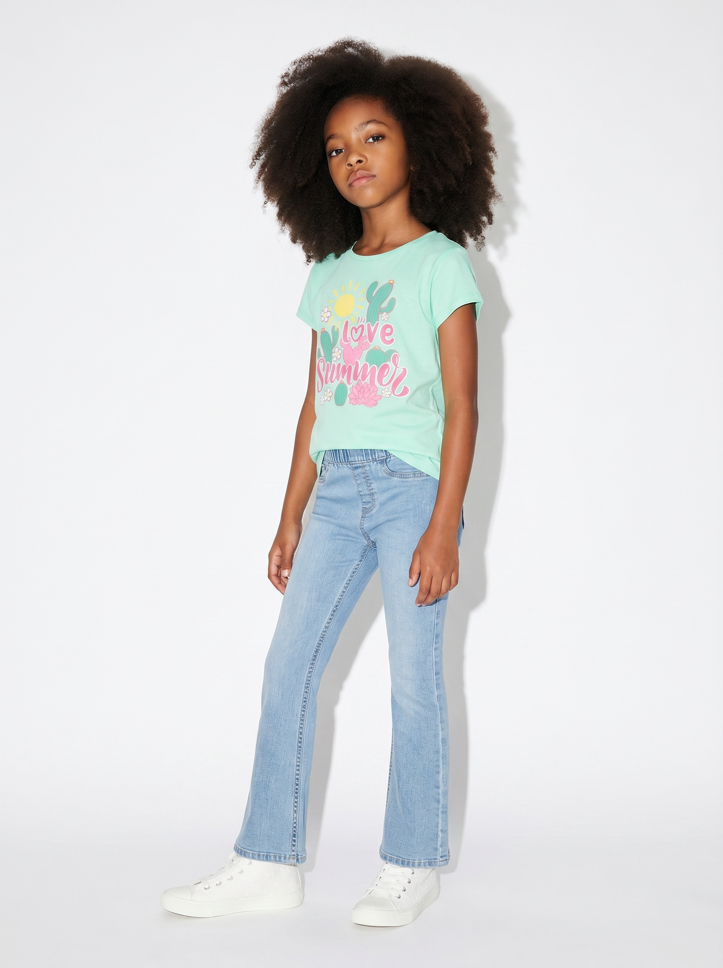 Summer T-shirt for girls with shiny print - Green