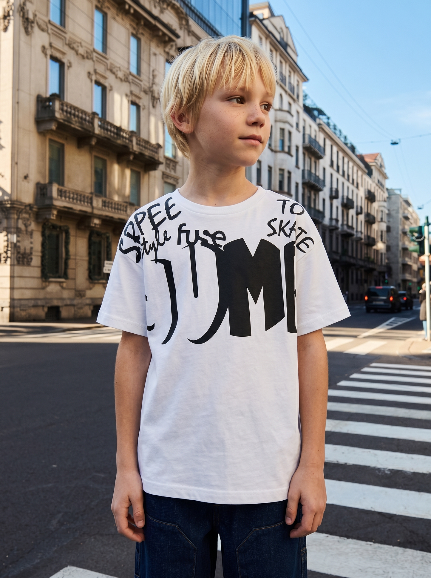 T-SHIRT CON STAMPA - Bianco