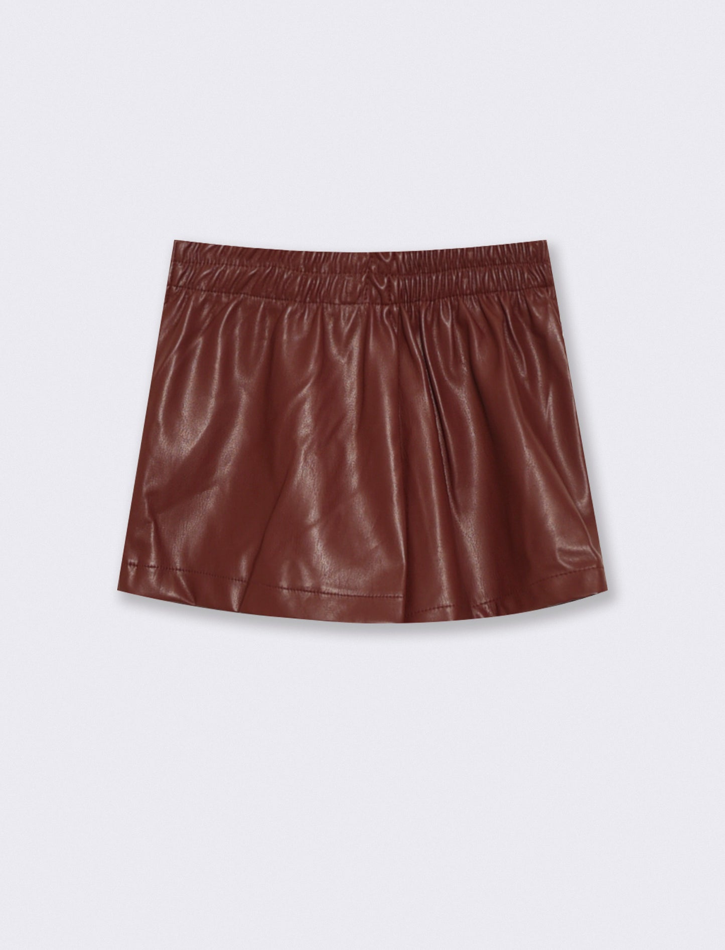 Pantaloncino in finta pelle con pieghe - Bordeaux