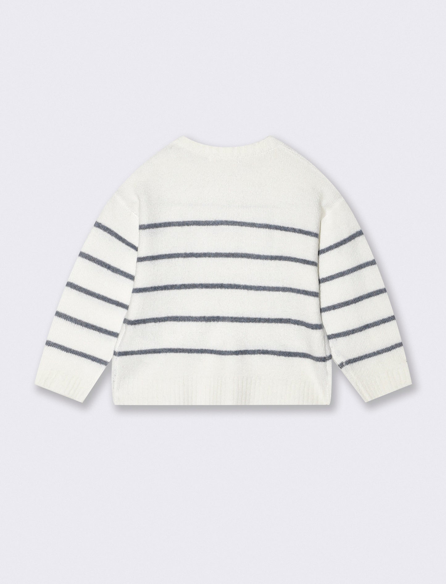 Striped crew neck sweater with buttons - Pattern