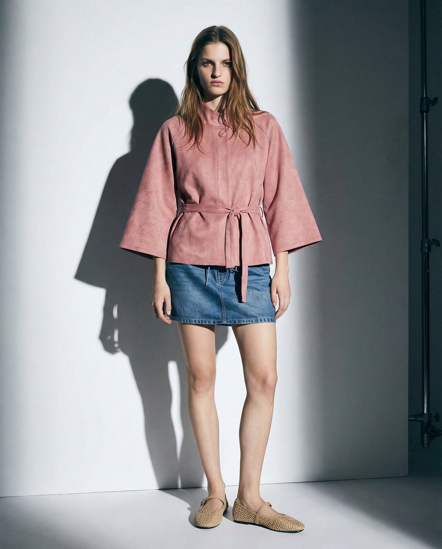 Mantella con bottoni in tessuto suede - Cipria