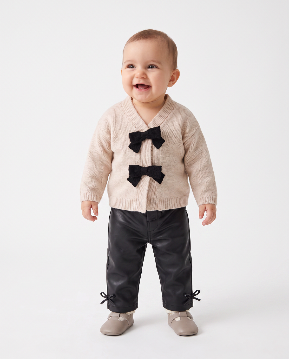 Cardigan caldo con fiocchi a contrasto - Beige
