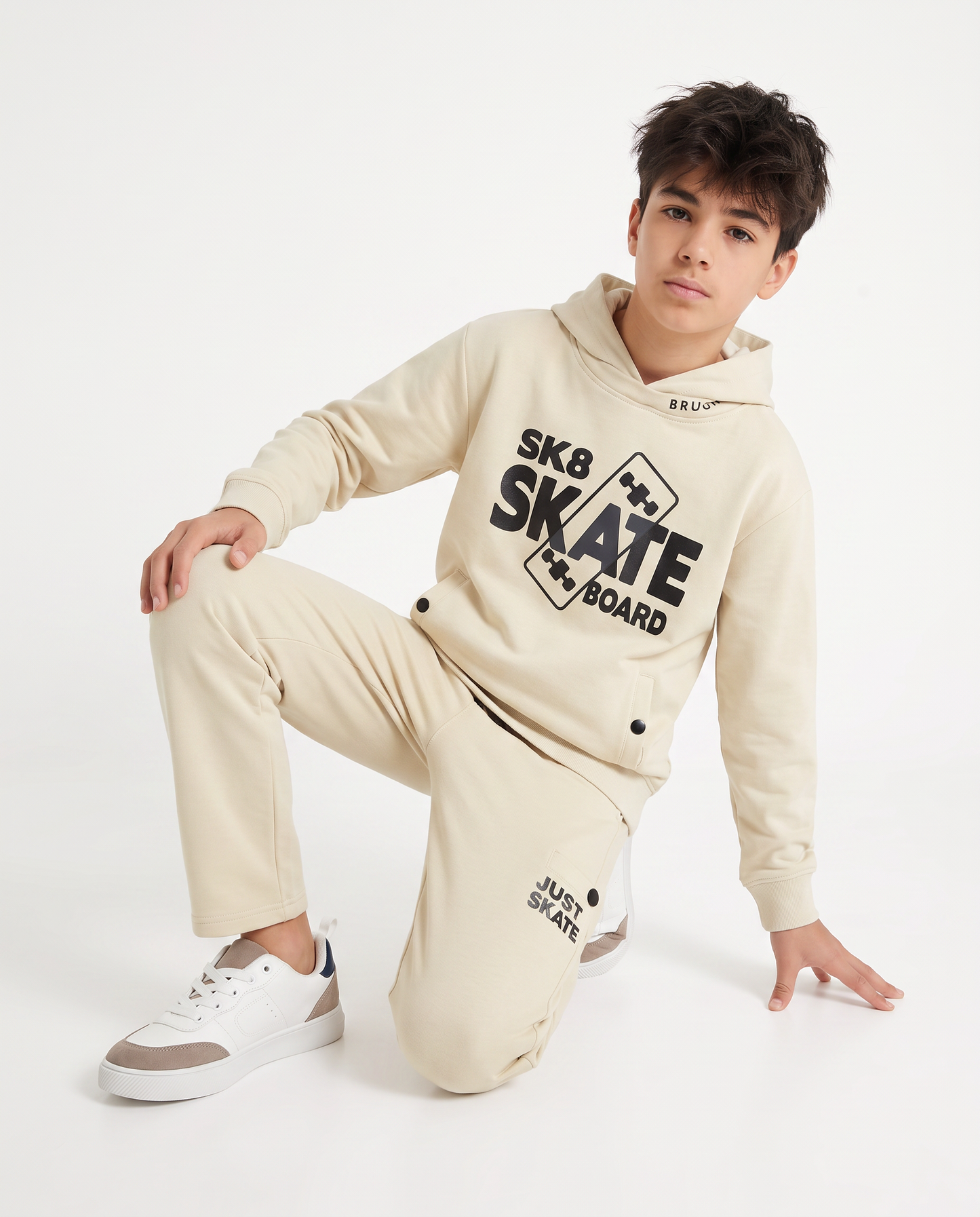 Jogger in felpa con tasche laterali - Beige