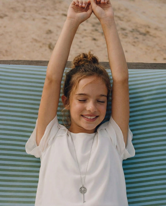 Blusa leggera estiva da bambina con rouches - Bianco