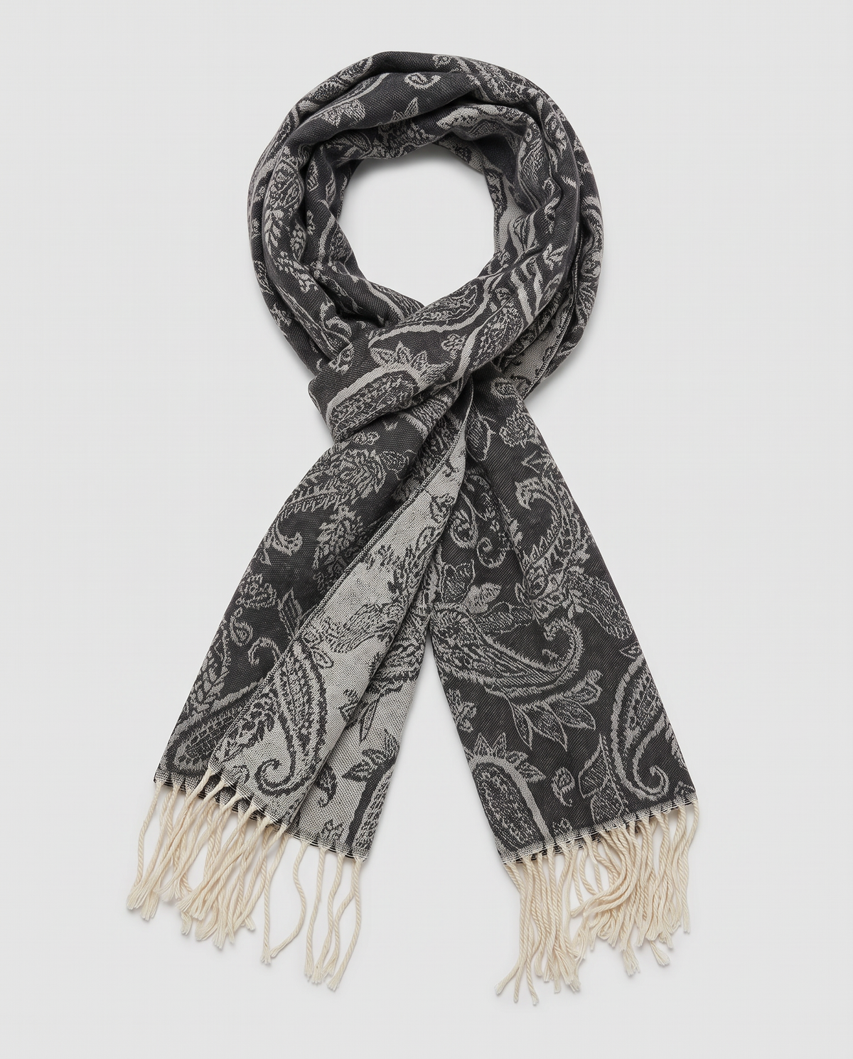 Paisley scarf with elegant fringes - Black