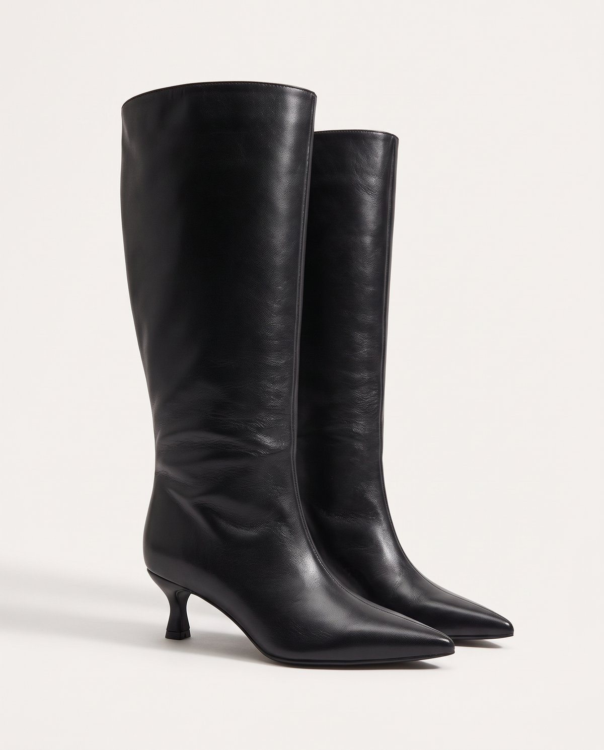 Pointed polyurethane ankle boot with heel - Black