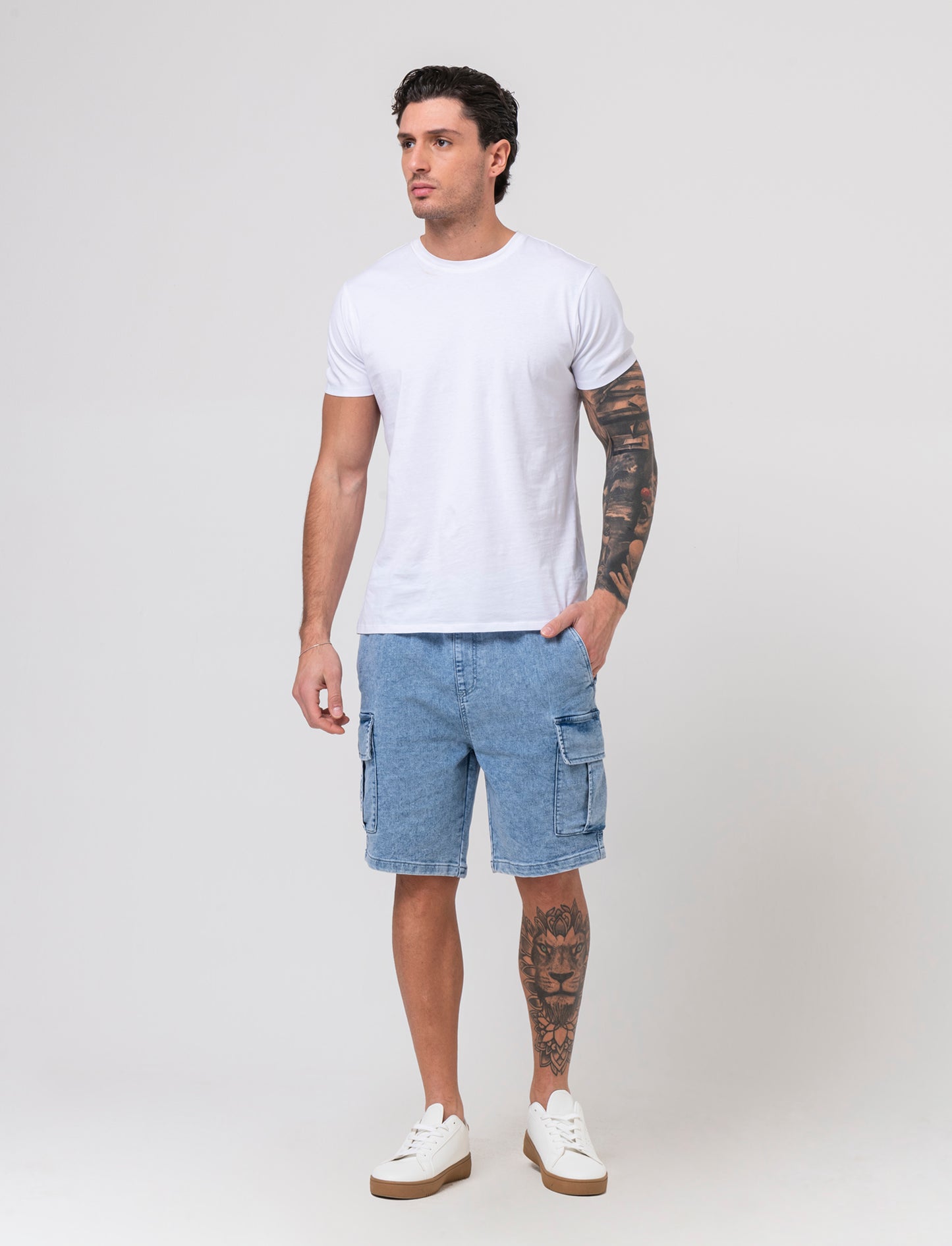 T-shirt in cotone con collo a serafino da uomo - Avion