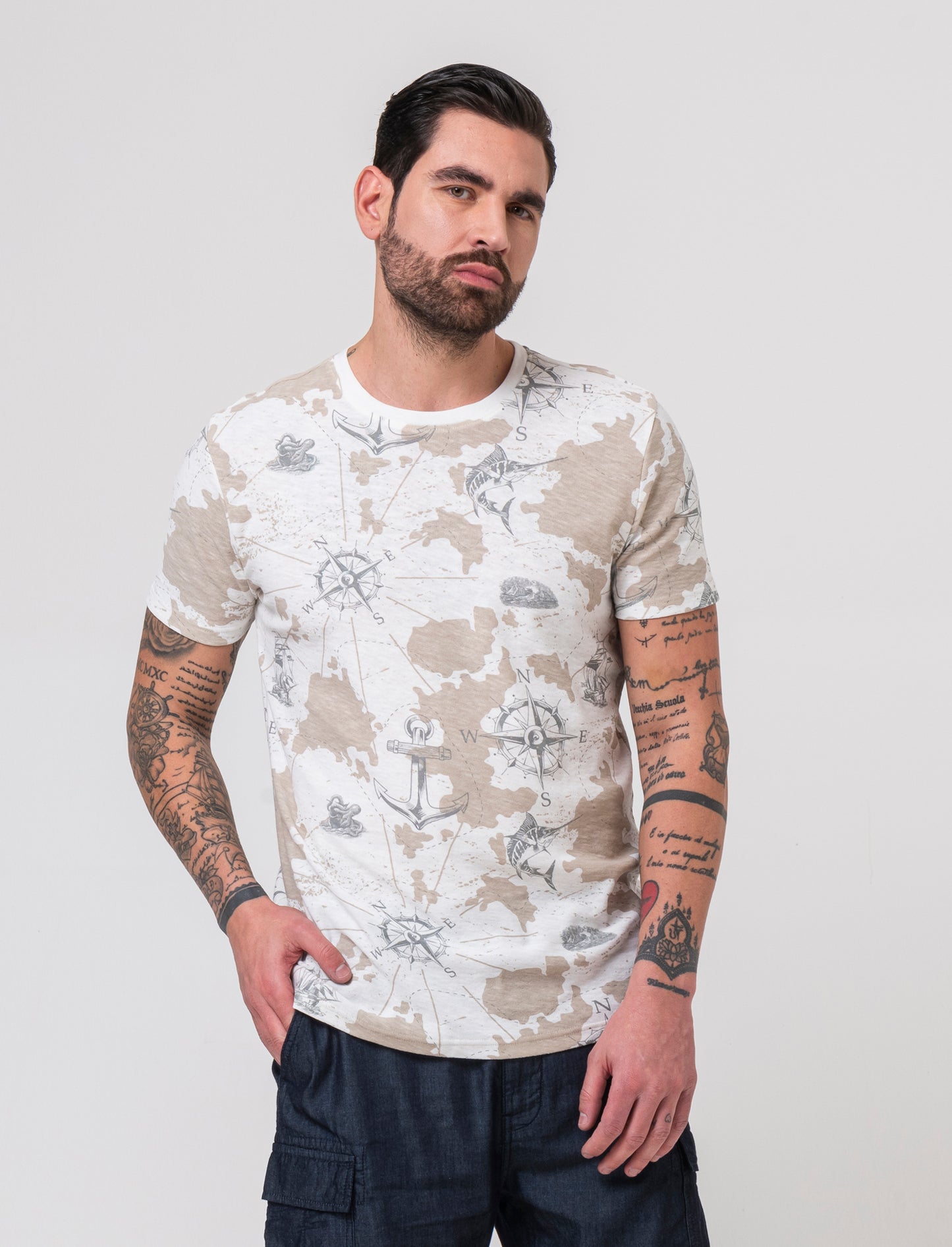 T-shirt in cotone con stampa all over da uomo - Bianco