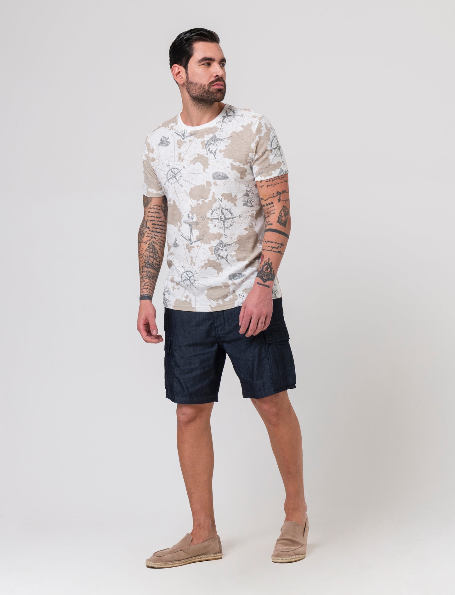 T-shirt in cotone con stampa all over da uomo - Bianco