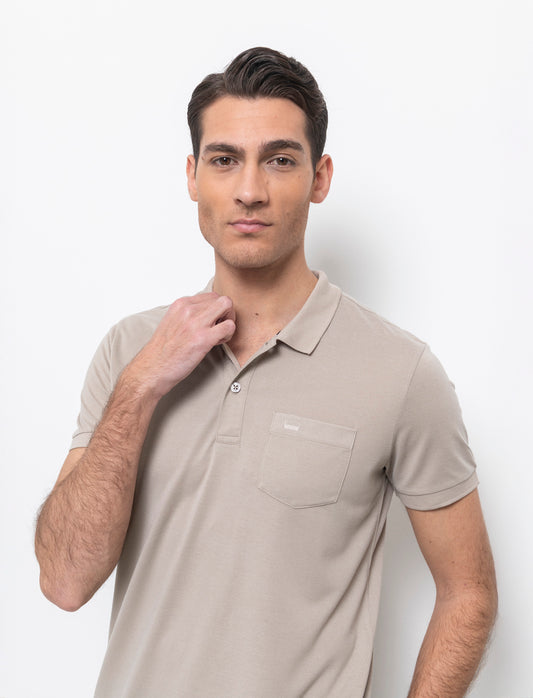 Polo basica con taschino da uomo - Beige