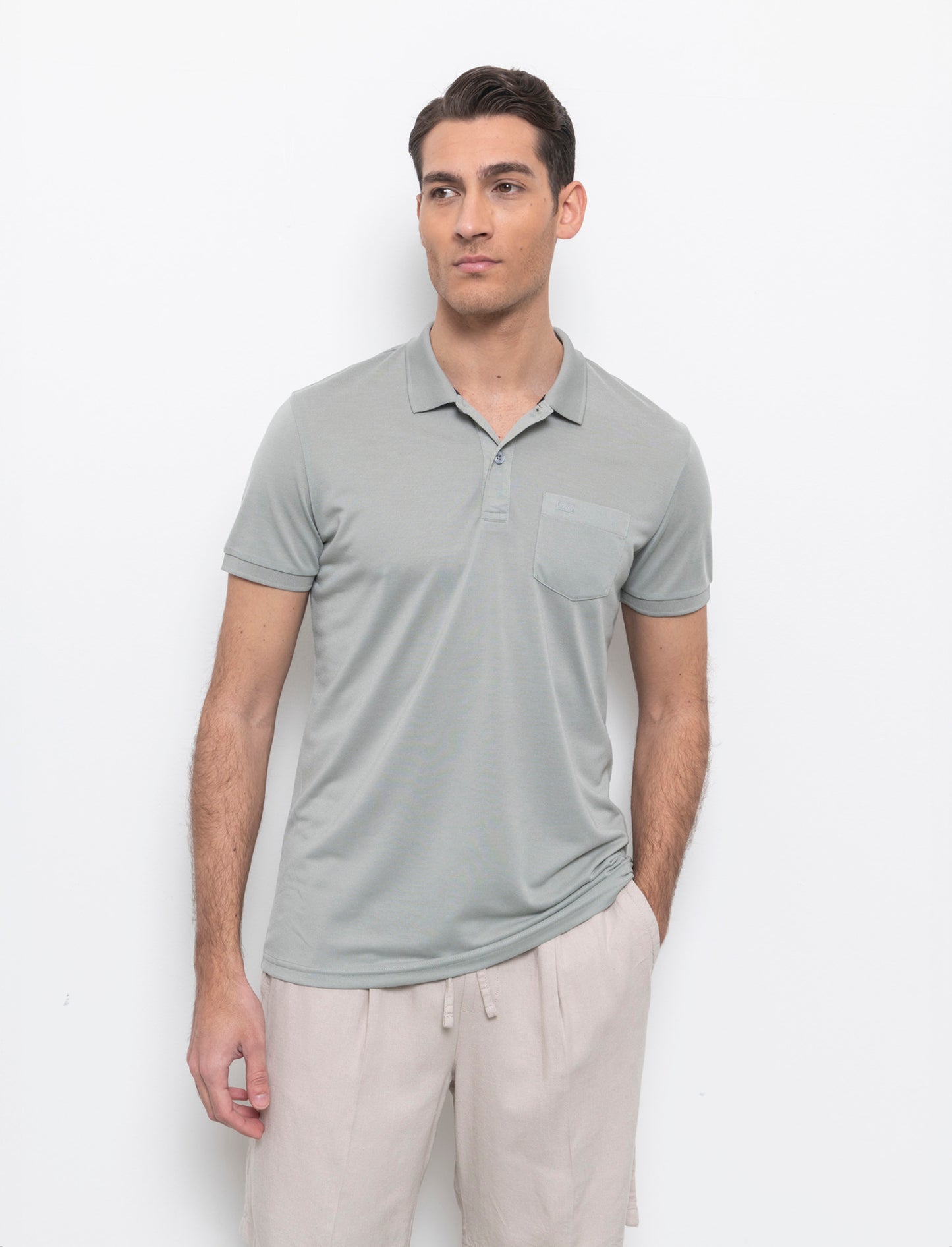 Polo basica con taschino da uomo - Verde