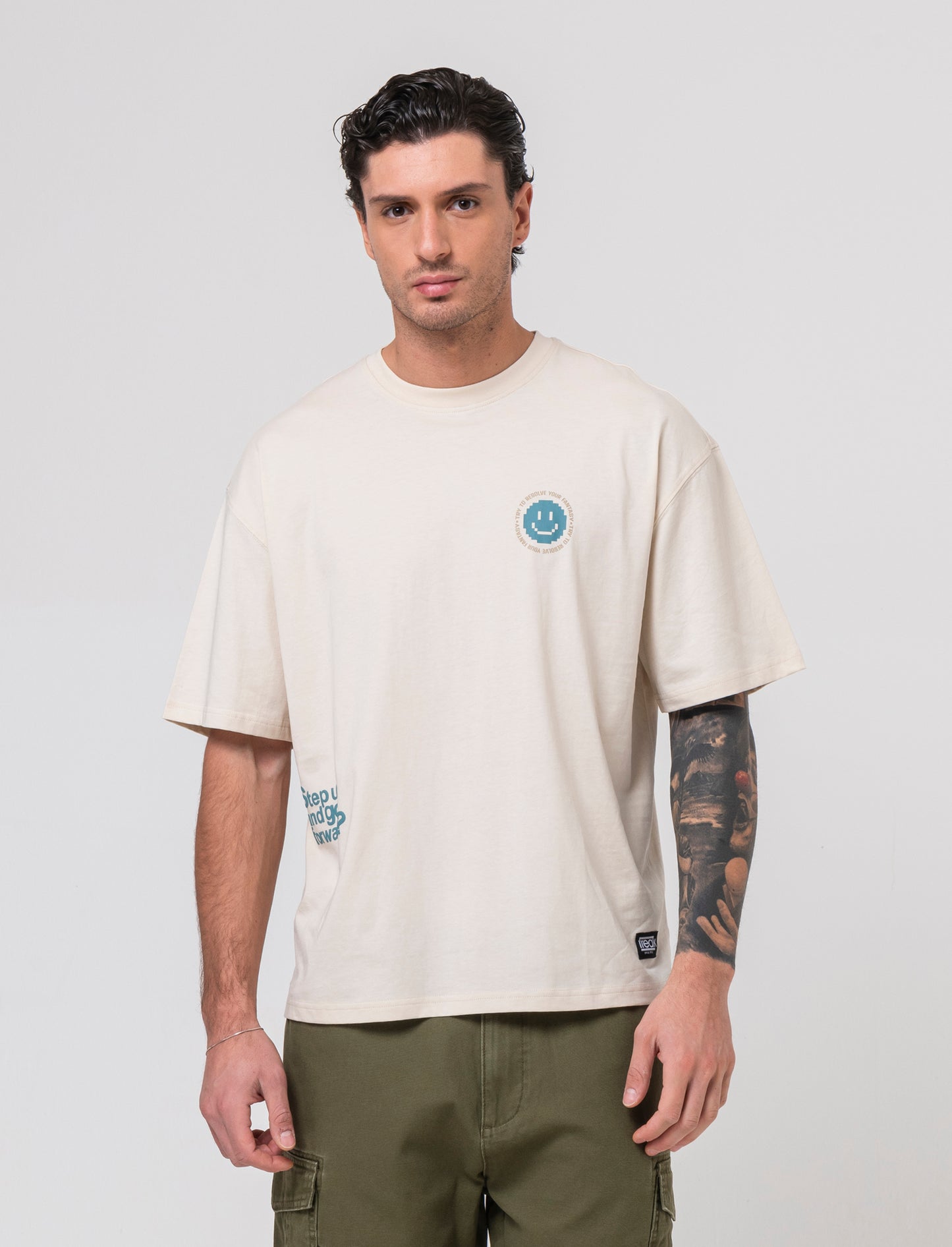 T-shirt boxy fit in cotone con stampe da uomo - Beige ecru