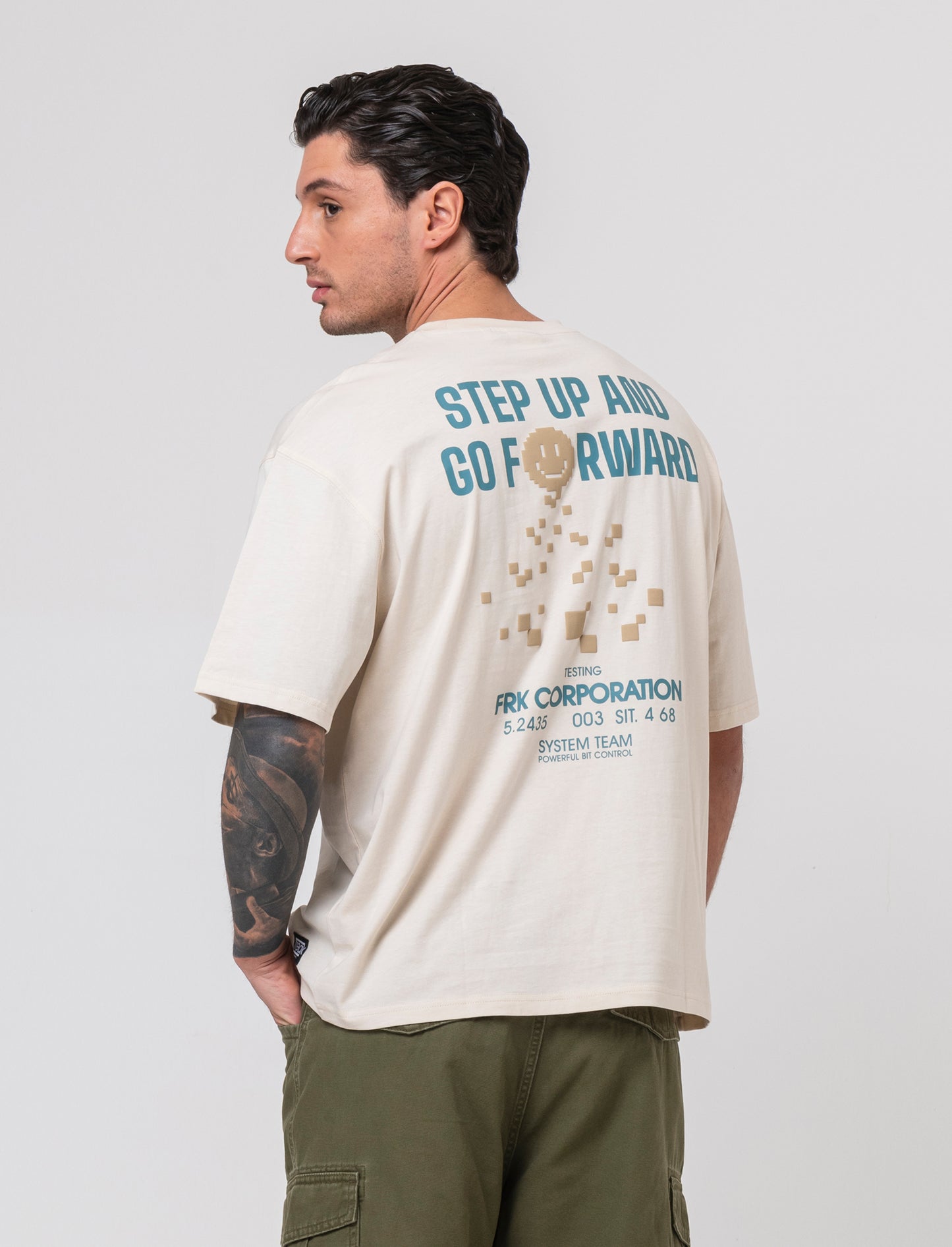 T-shirt boxy fit in cotone con stampe da uomo - Beige ecru