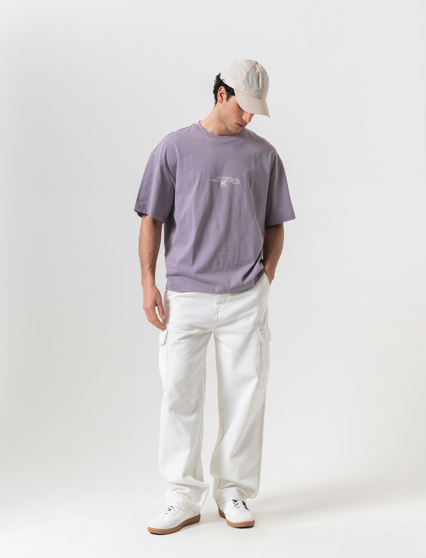 T-shirt boxy fit in cotone con stampe e ricamo da uomo - Lilla