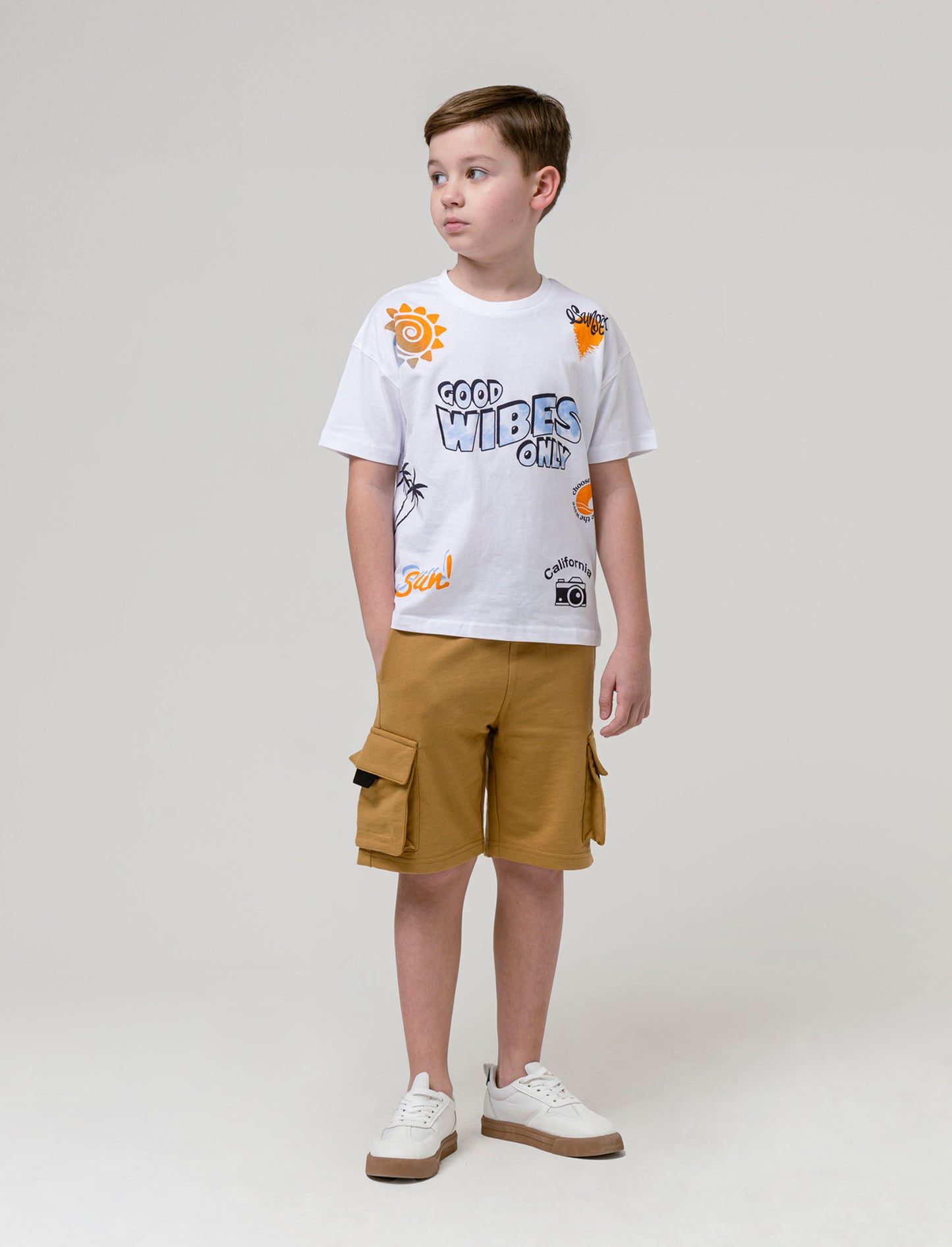 T-shirt con stampe da bambino - Bianco