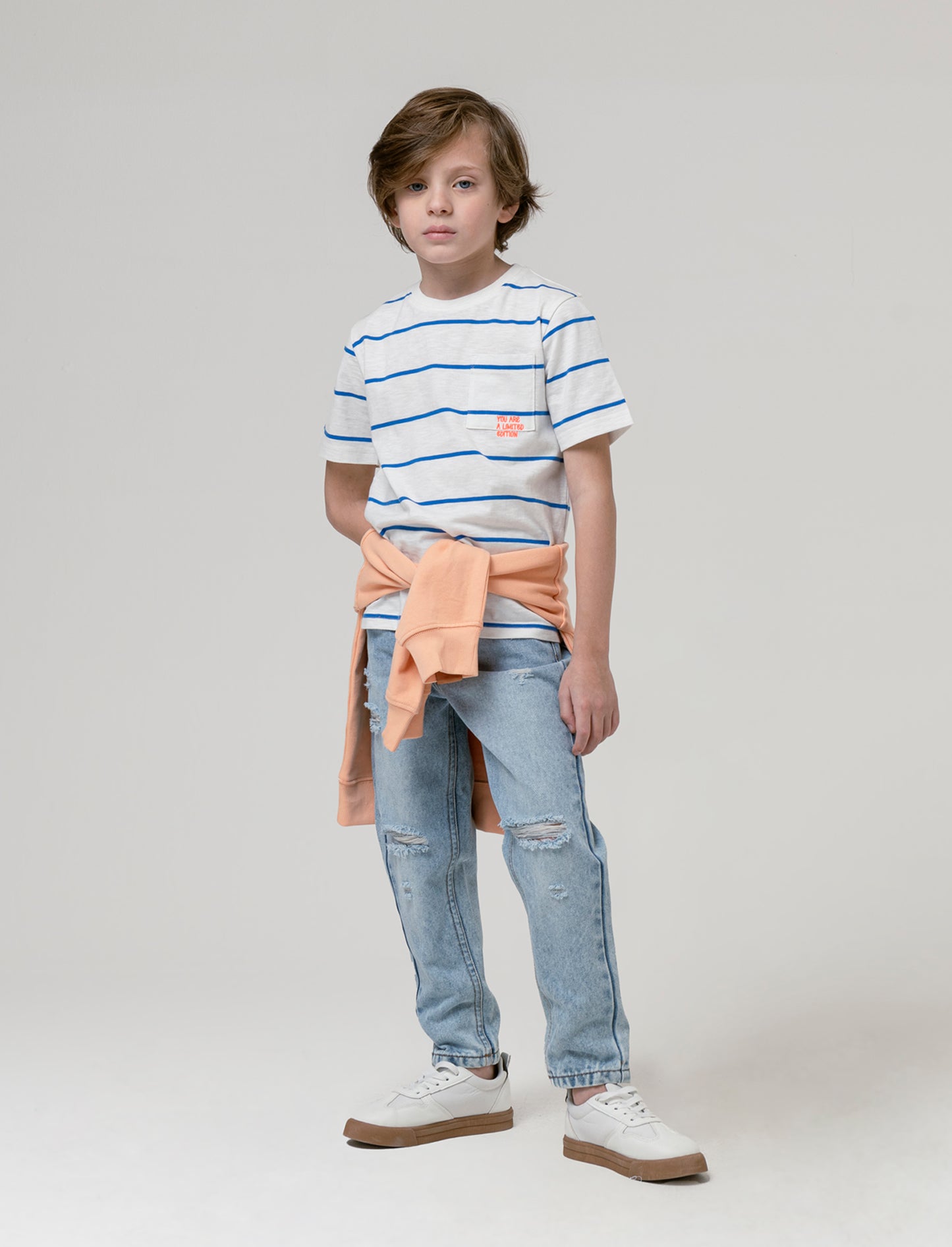 T-shirt rogato blu da bambino - Righe