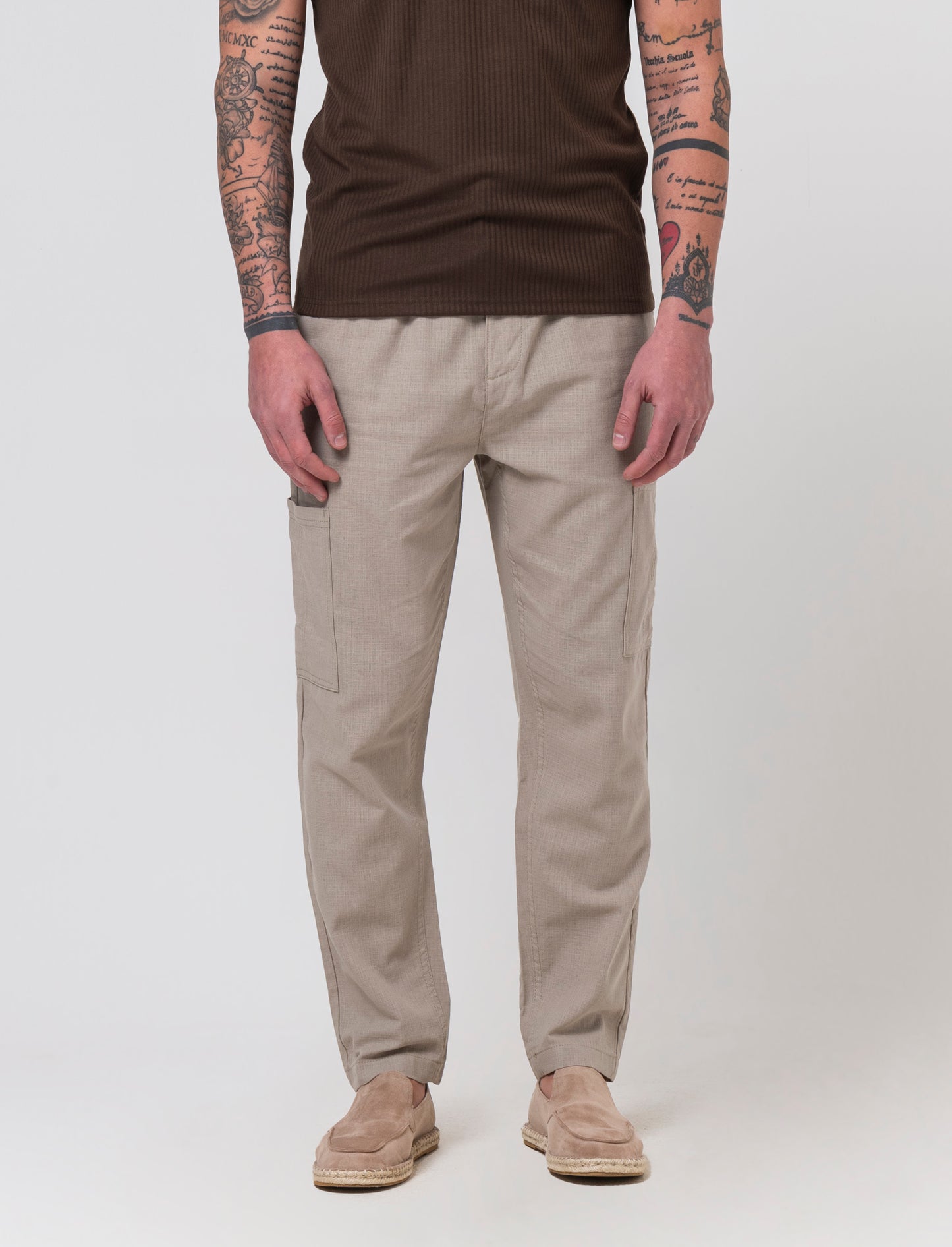 Pantaloni cargo in tessuto armaturato da uomo - Verde salvia