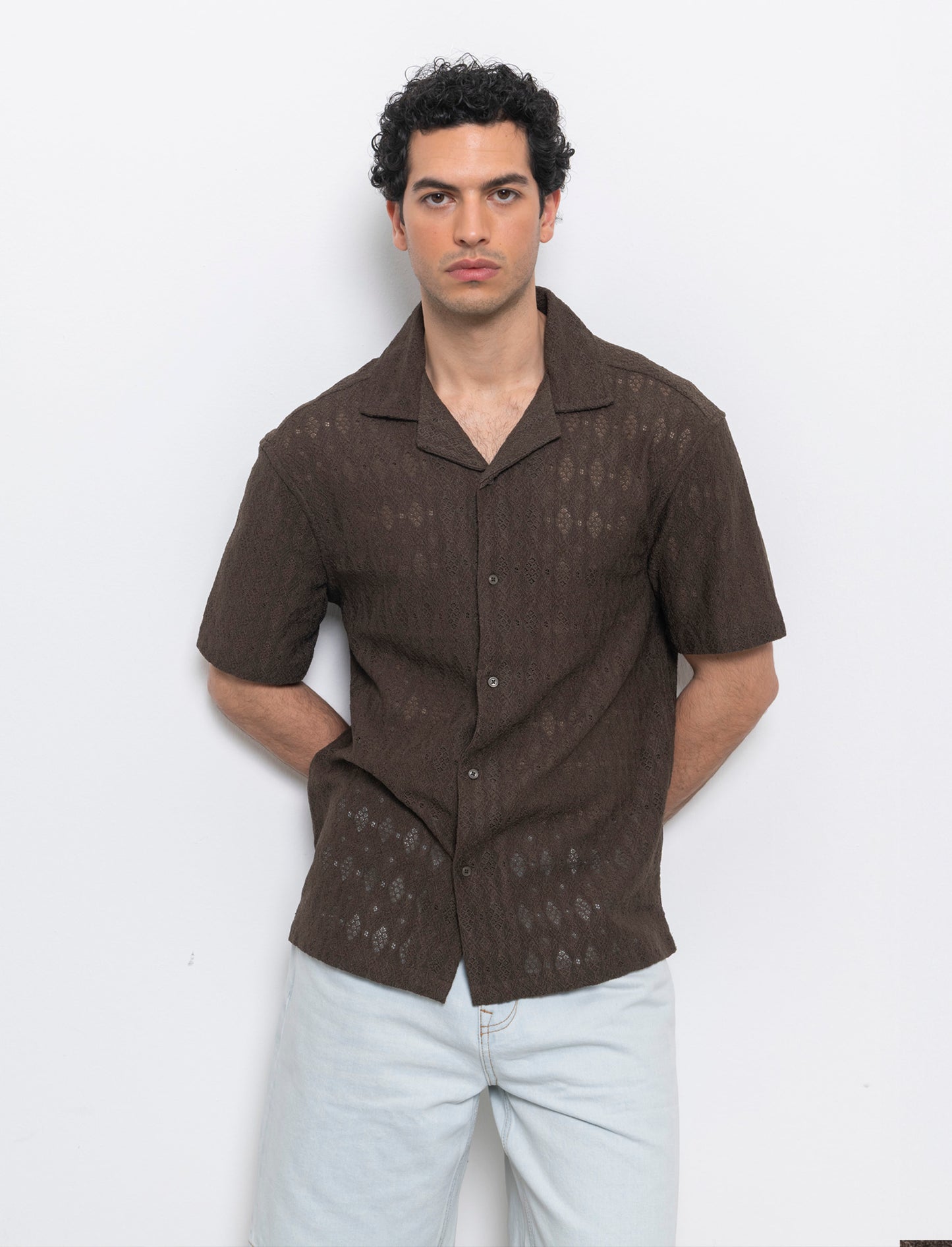 Camicia con struttura aperta da uomo - Moro