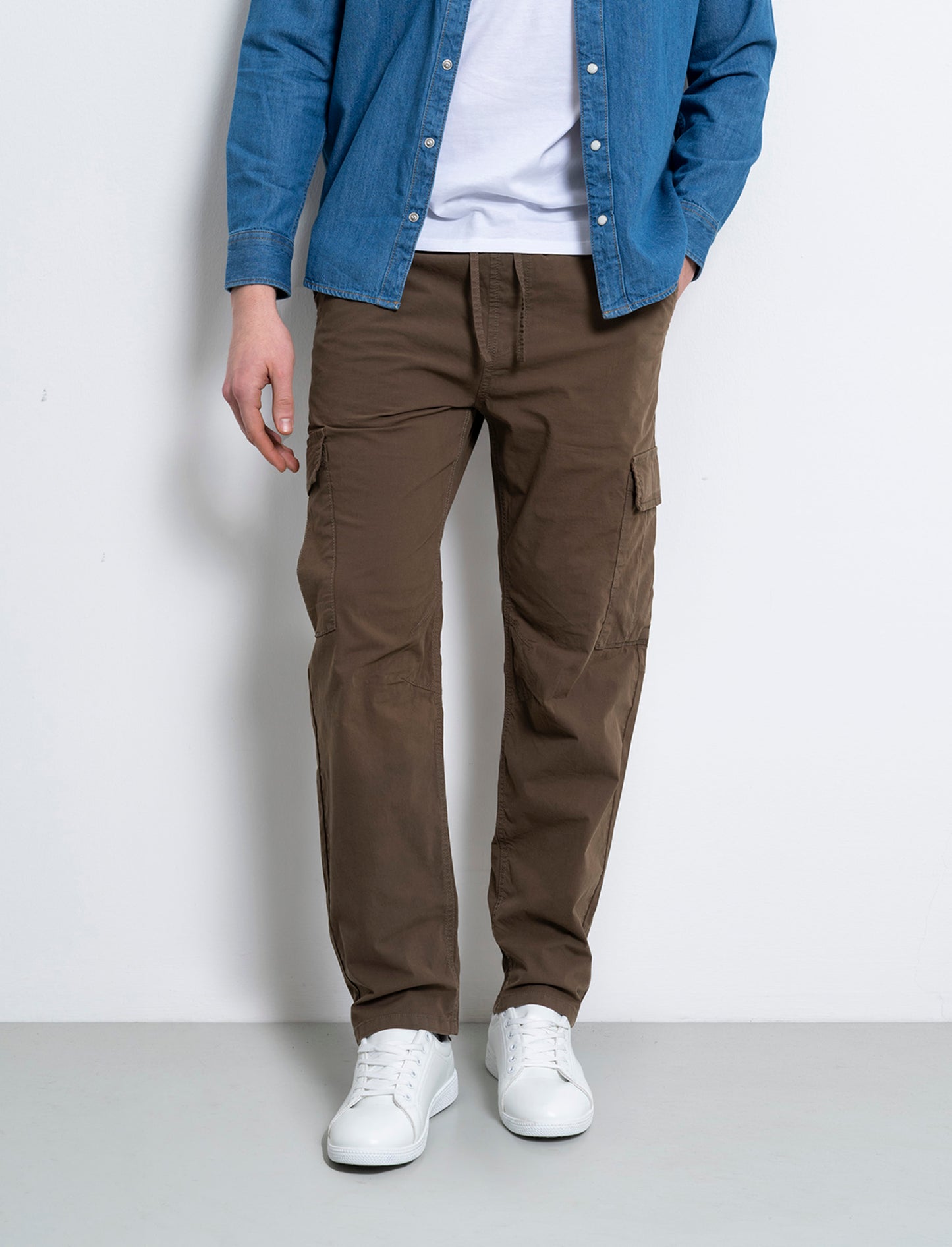 Pantaloni cargo straight fit da uomo - Verde kaki