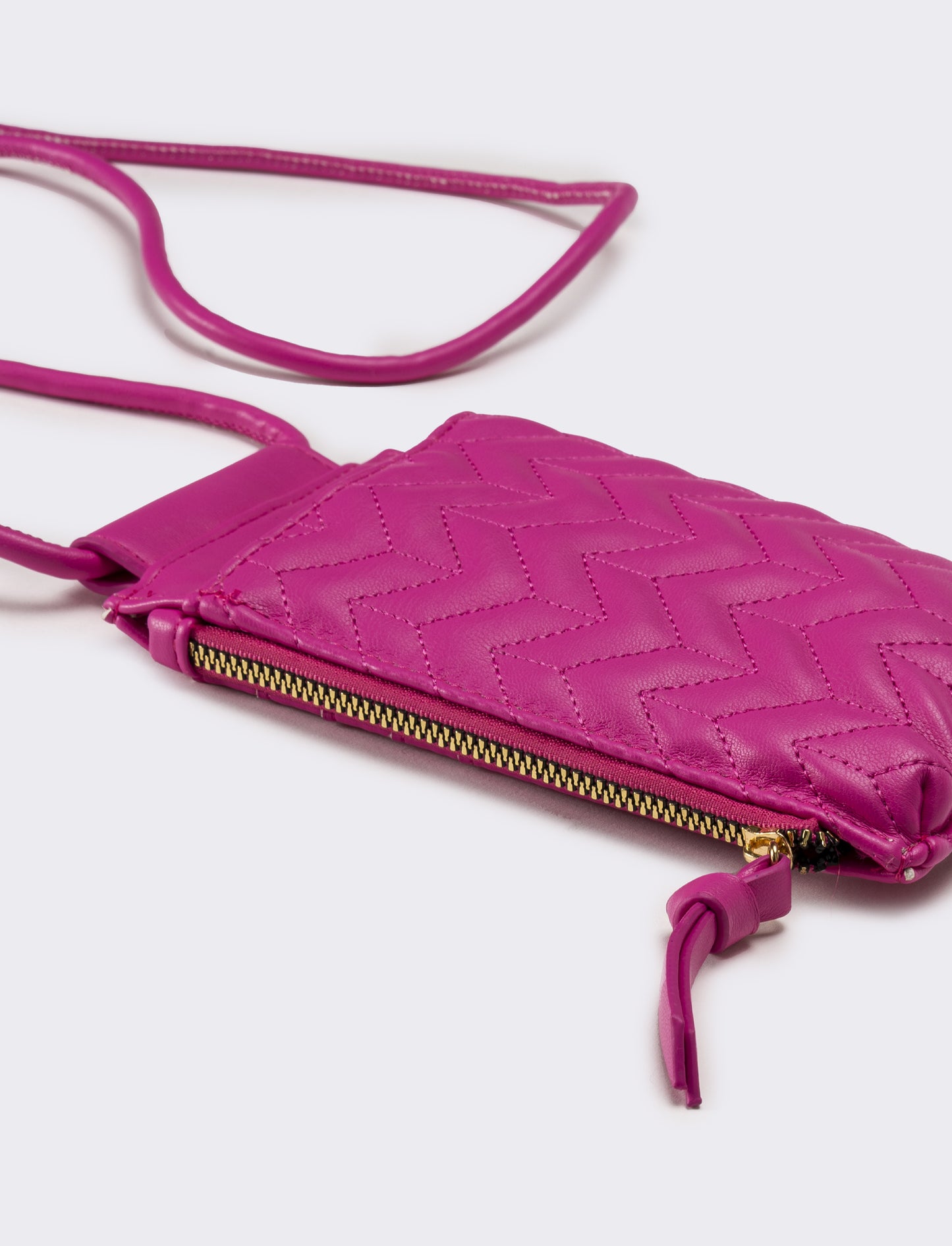 Portacarte donna portacellulare trapuntato con laccio - Fuxia