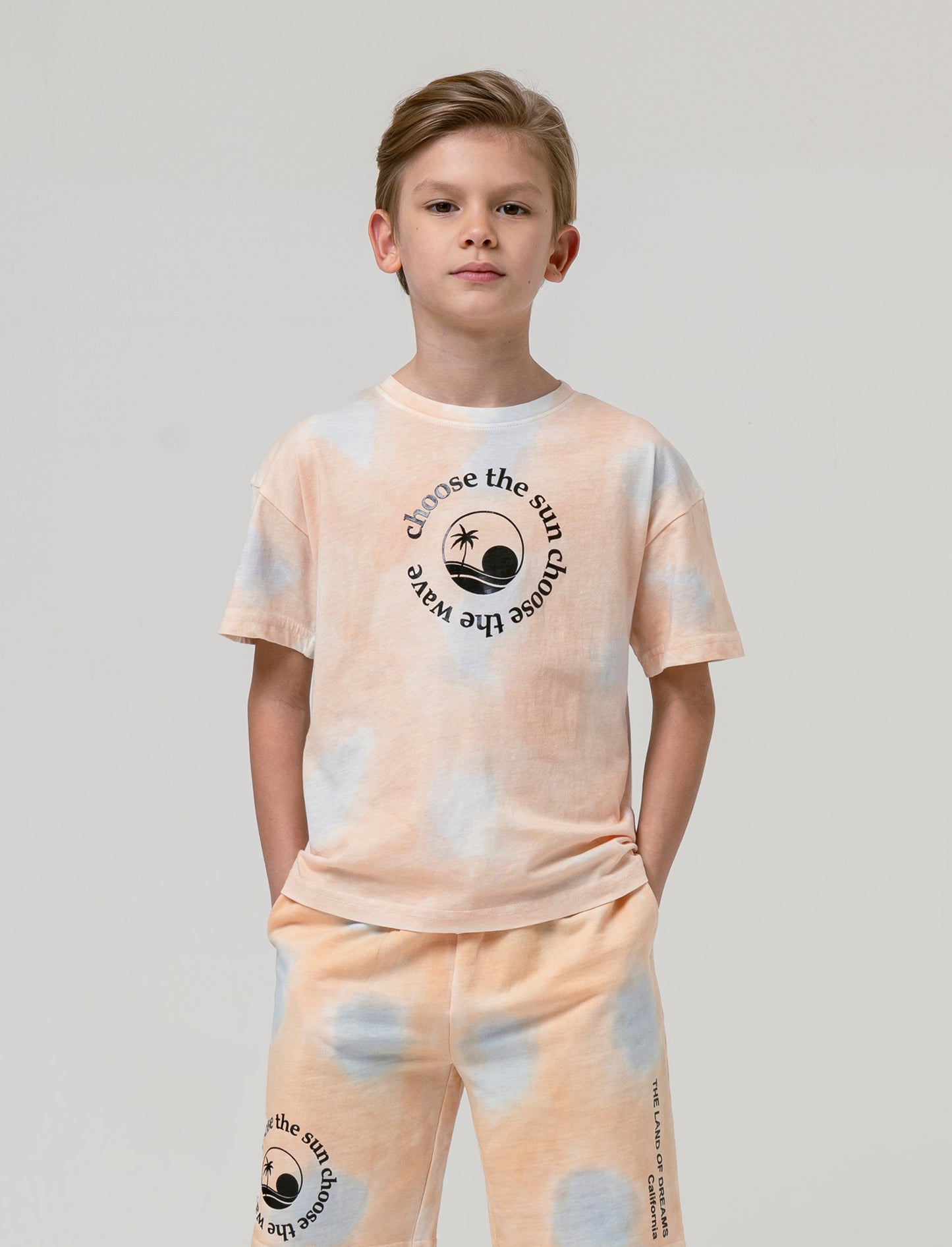 T-shirt stampata tie-dye da bambino - Fantasia