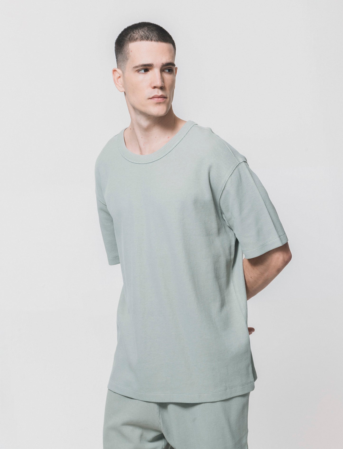 T-shirt girocollo in cotone a coste - Verde