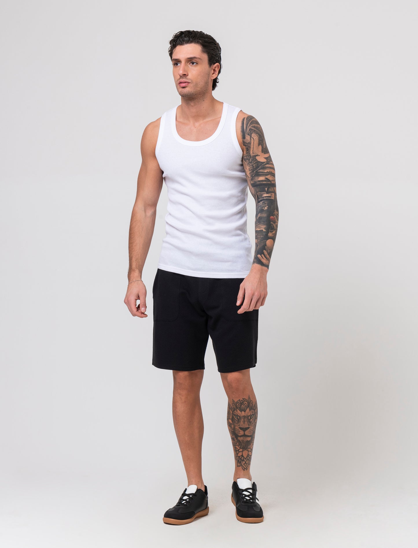 Man's waffle structure bermuda jogger shorts - Black