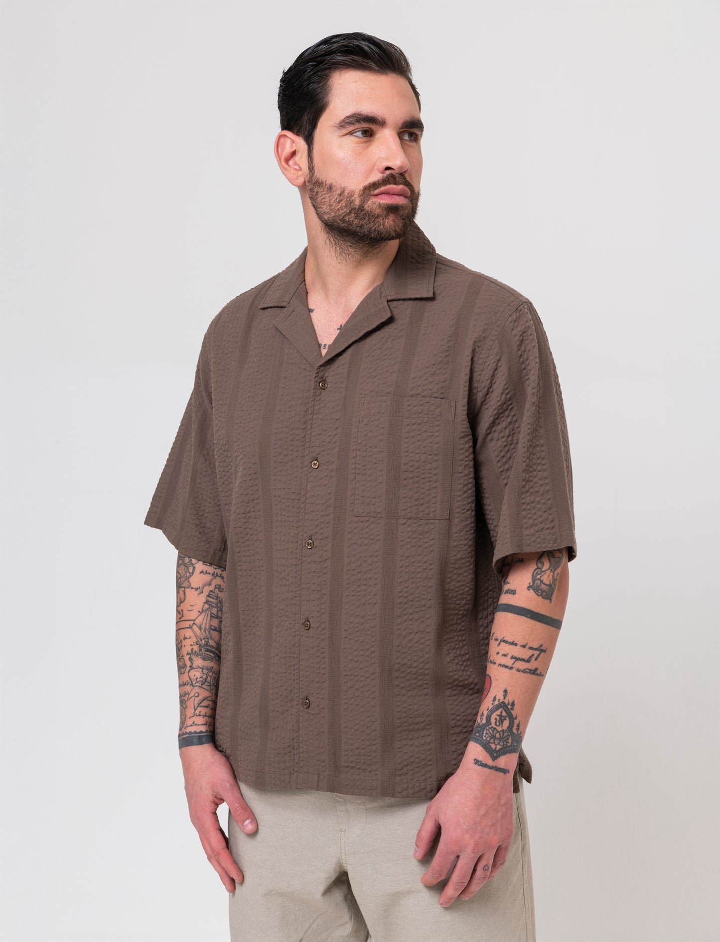 Camicia in tessuto ricamato da uomo - Grigio fango
