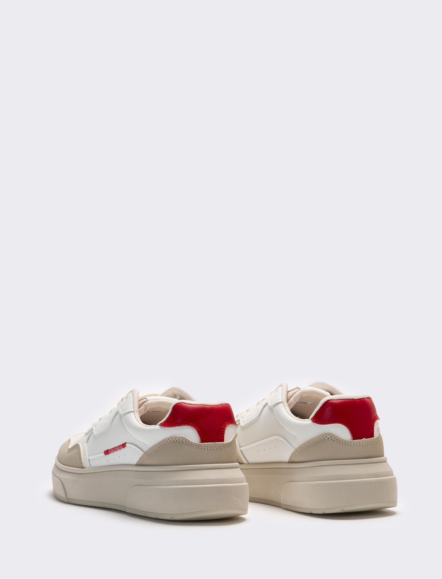 Sneakers da donna con alementi combinati - Bianco