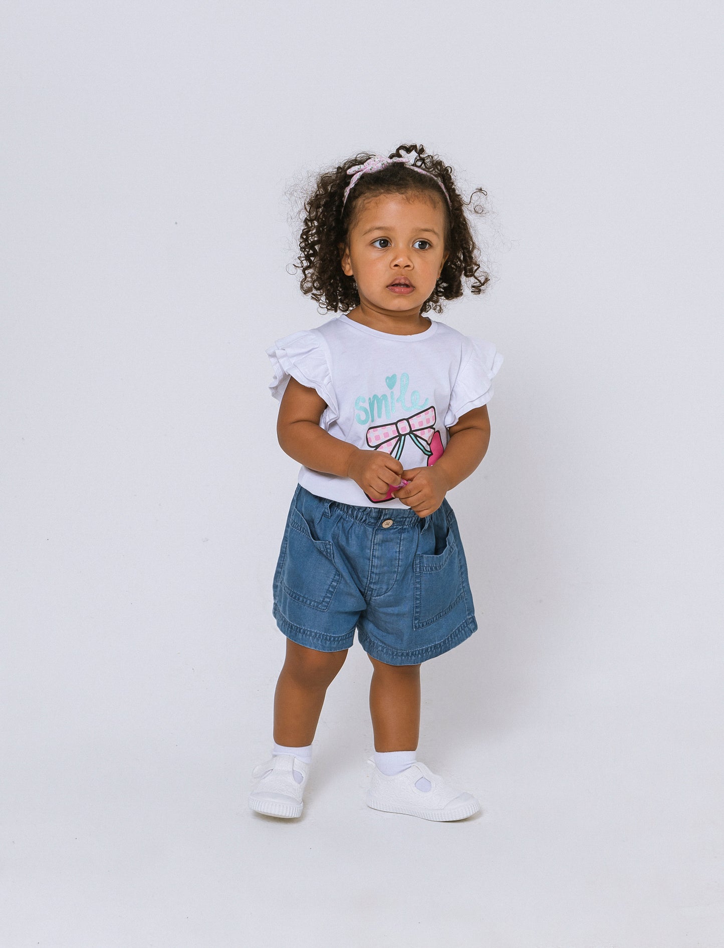 T-shirt con rouches. da neonata - Bianco